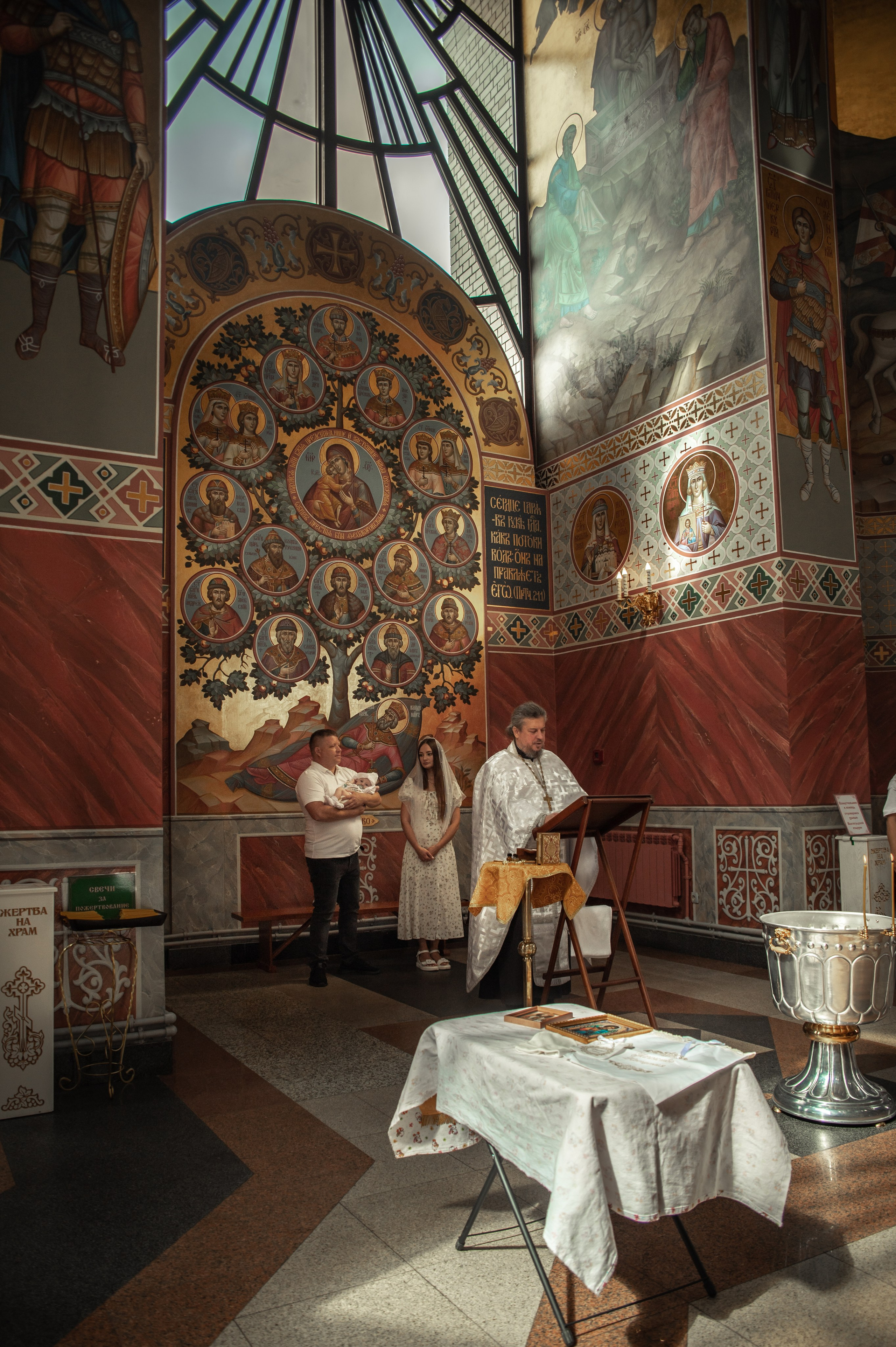 Таинство Крещения Романа, Храм Всех Святых Волгоград Мамаев Курган. Церковный, семейный и репортажный фотограф Волгоград, Волжский