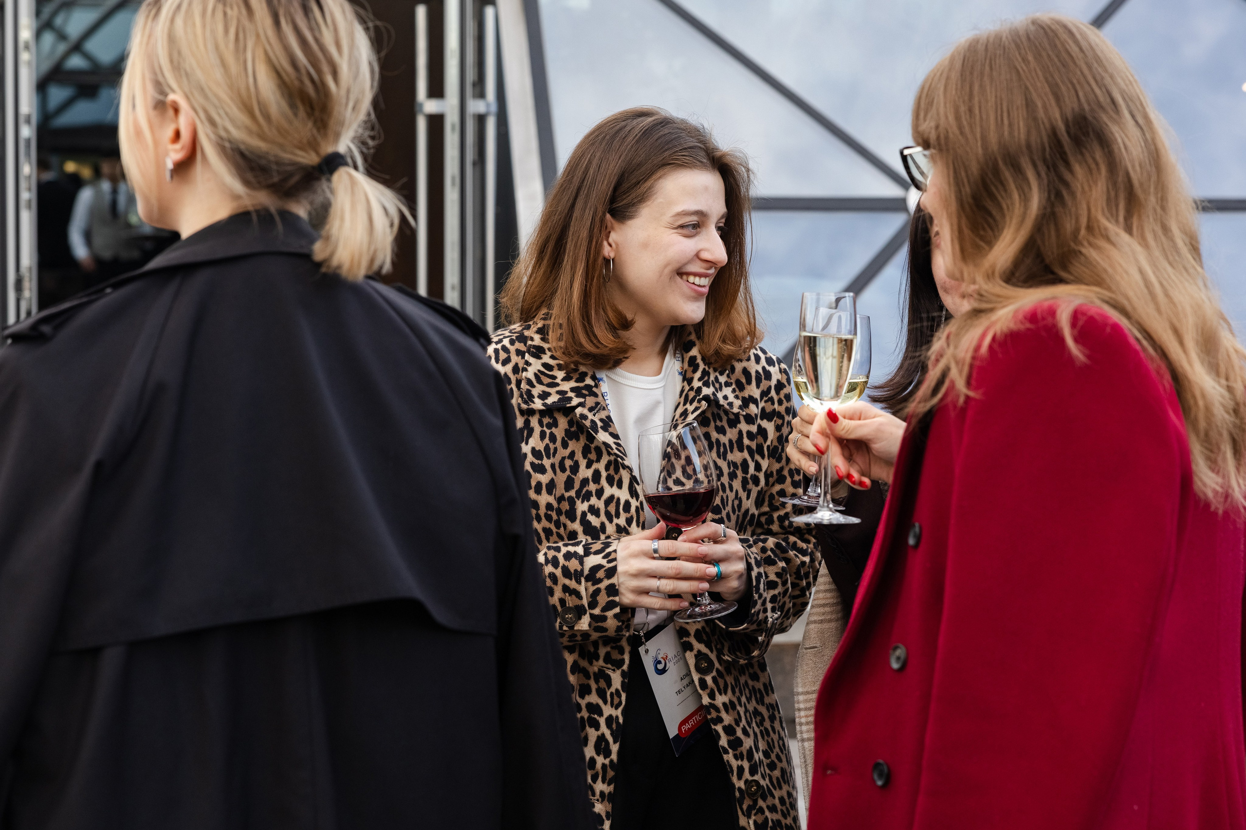 RIAC 2025. Свадебный репортажный фотограф в Москве