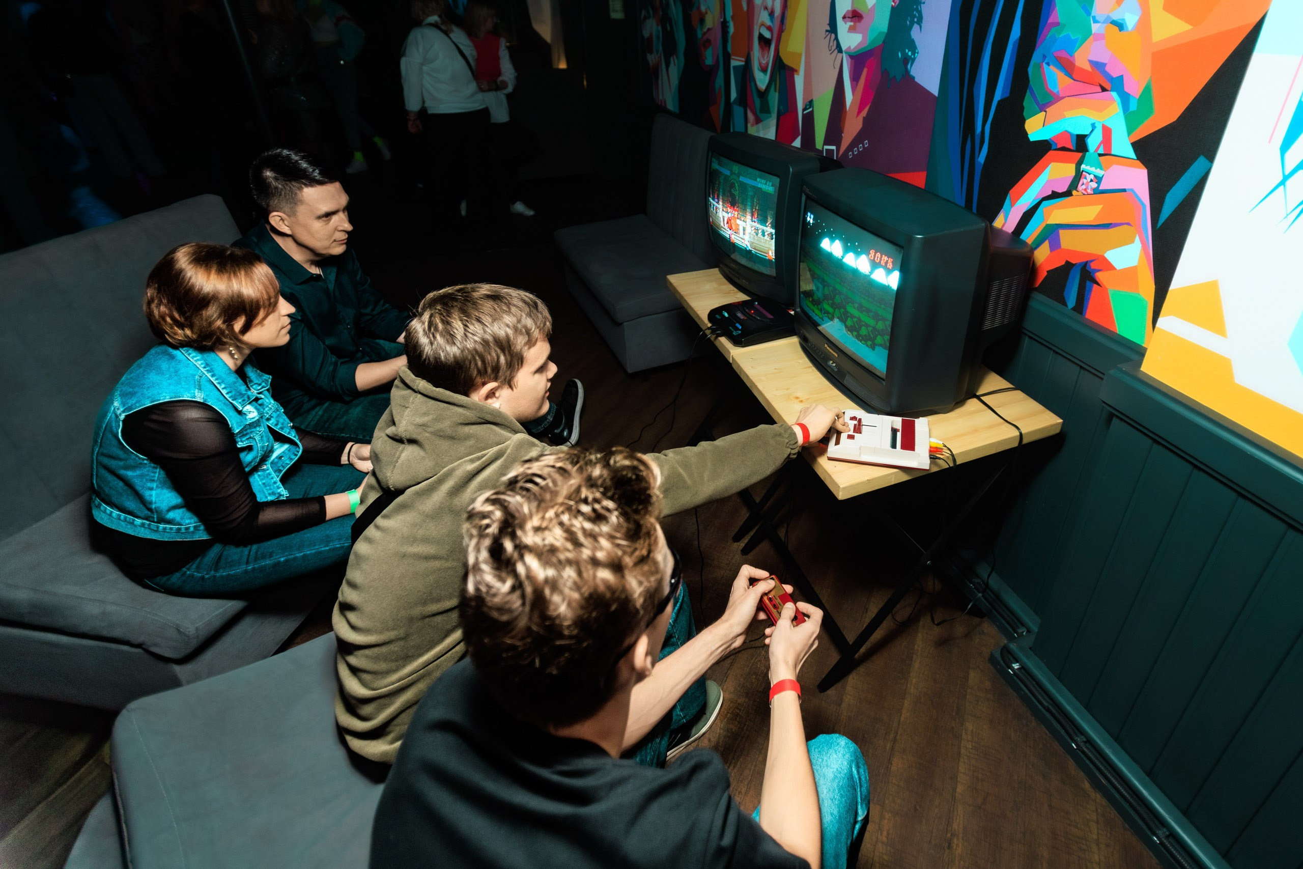 Юность. Репортажный фотограф Екатеринбург | Яркий, качественный репортаж | Концерты, клубы, репортаж, праздники, корпоративы