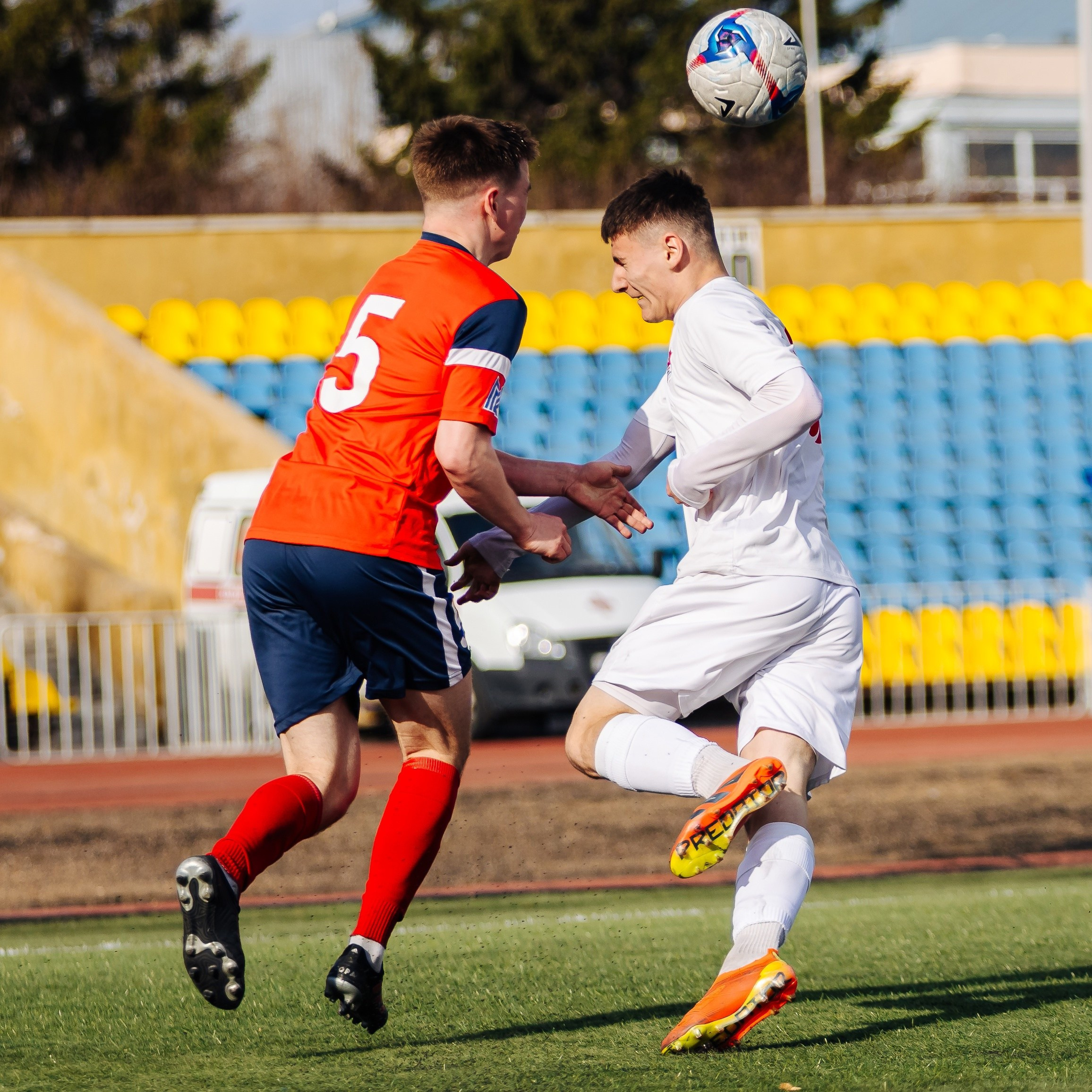 ФК «Металлург-Магнитогорск» vs ФК «ОСШ-Челябинск-М» // 05.04.25. Денис Прохоров Фотограф в г. Магнитогорск