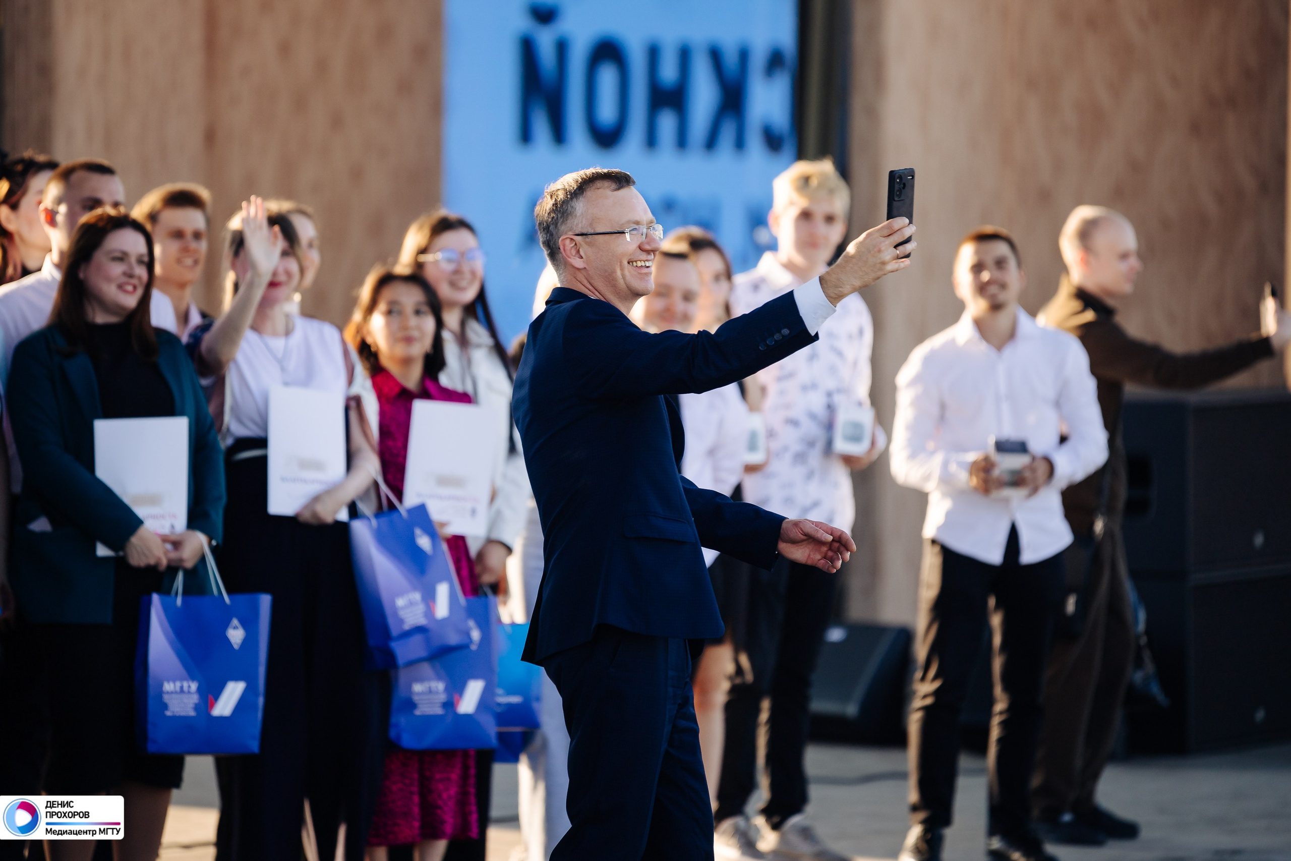 Выпускной МГТУ им. Г. И. Носова — 2024 // 17.07.2024. Денис Прохоров Фотограф в г. Магнитогорск