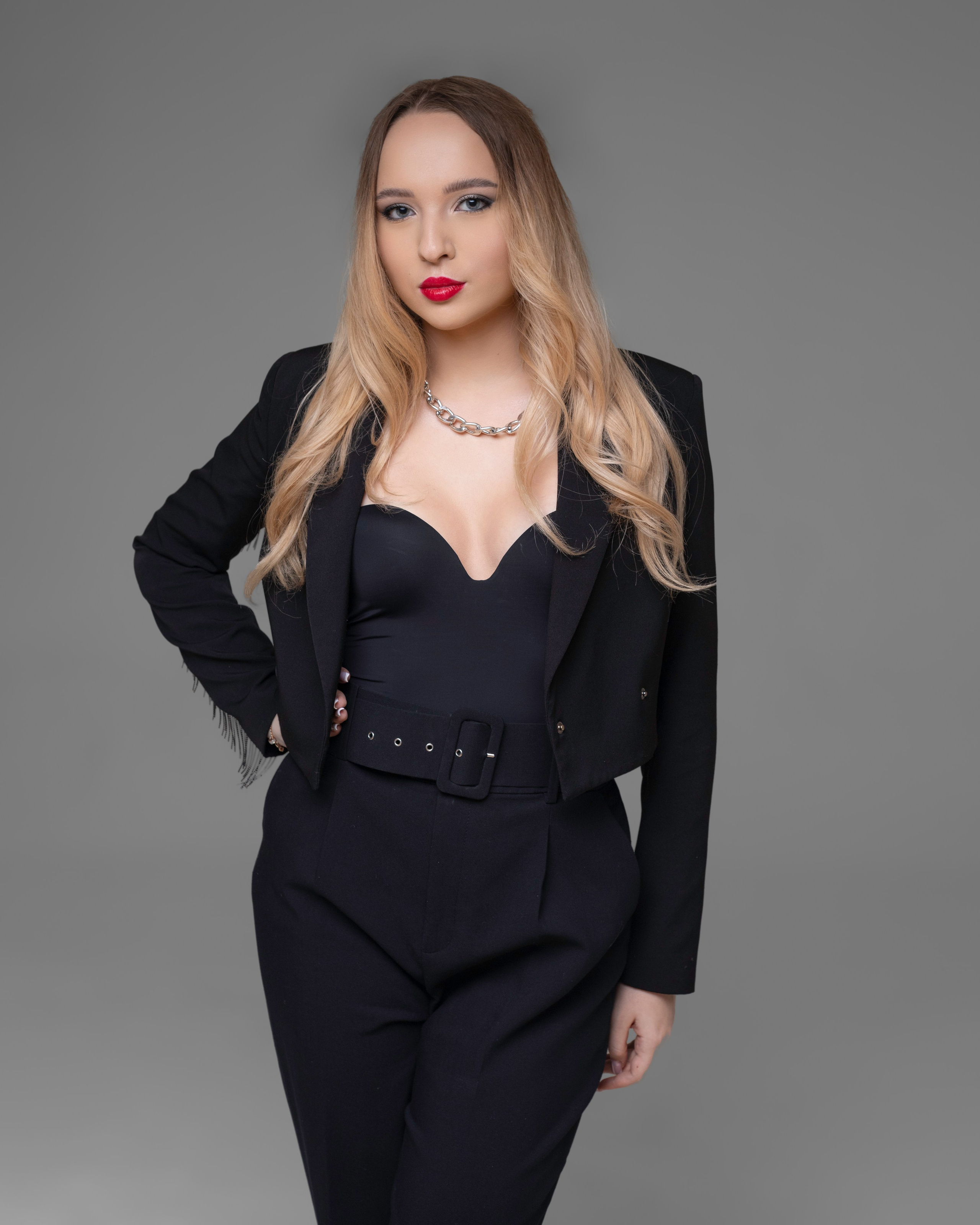 Алиса — портретная фотосессия. Анастасия, Фотограф женского портрета и беременности в стиле vogue