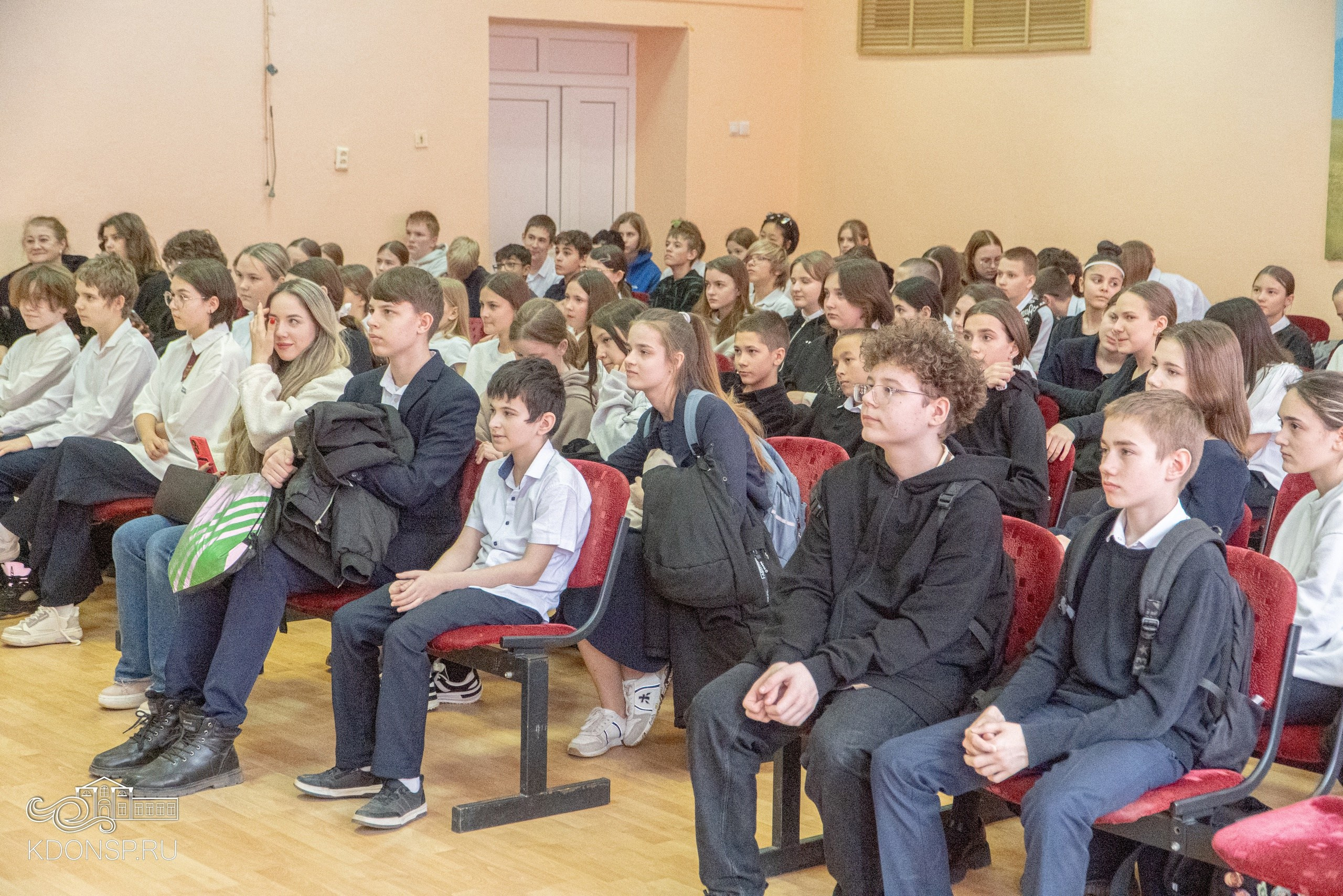 Крымская весна. Новотитаровский Дом культуры