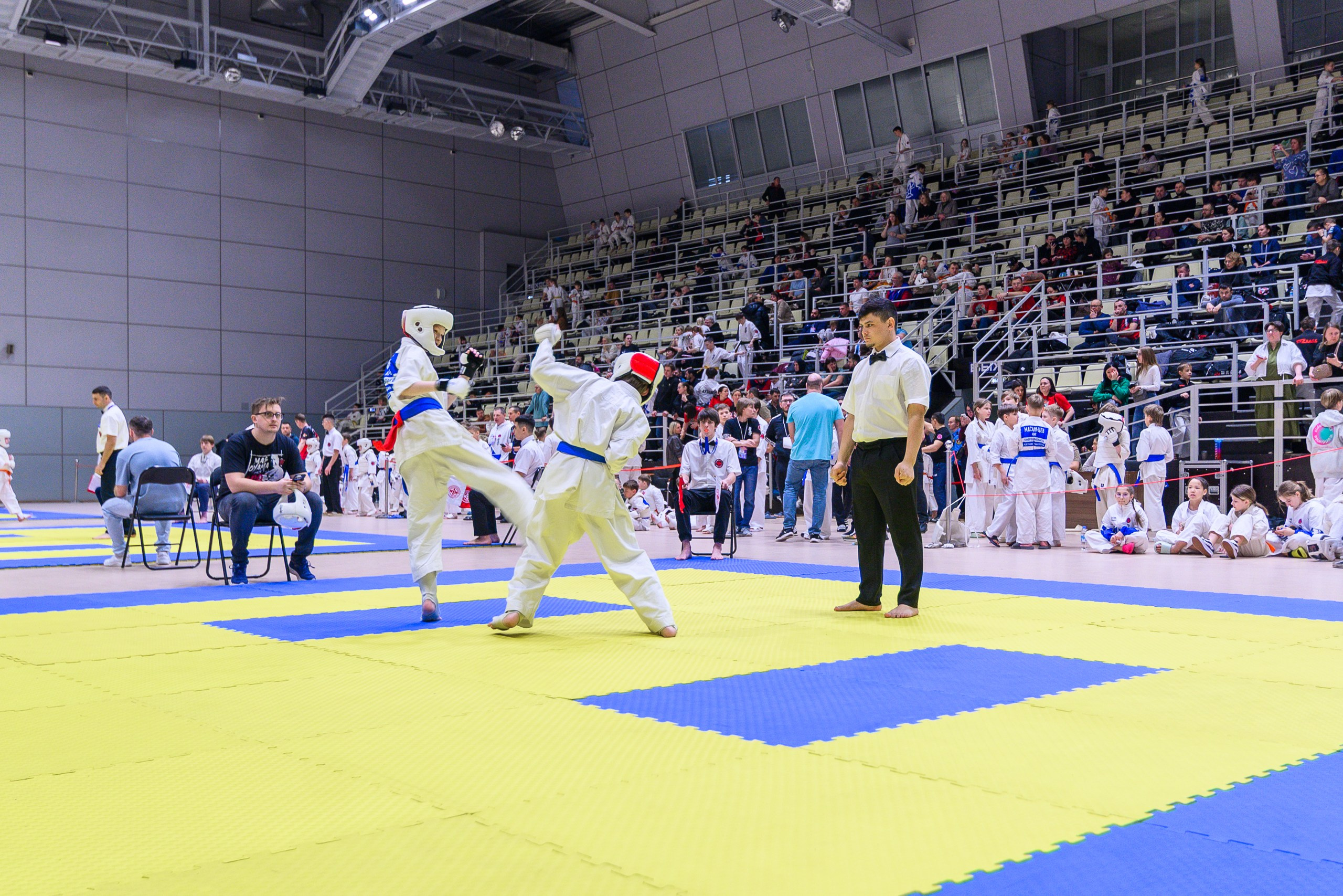 «Первенство и чемпионат Кузбасса по Киокушин» 09.03.25. Фотограф в Кемерово Владислав Шульц