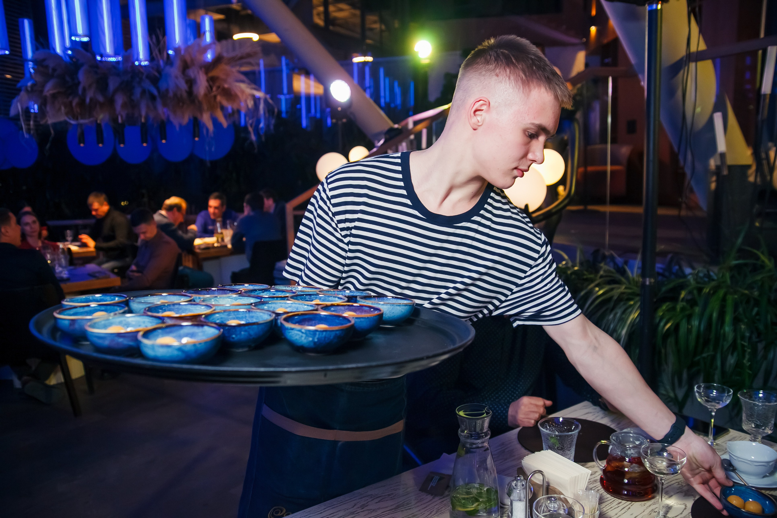 Гастроужин в ресторане Река с Шефповаром Владиславом Пискуновым. Свадебный и детский фотограф в Волгограде Слава Белов