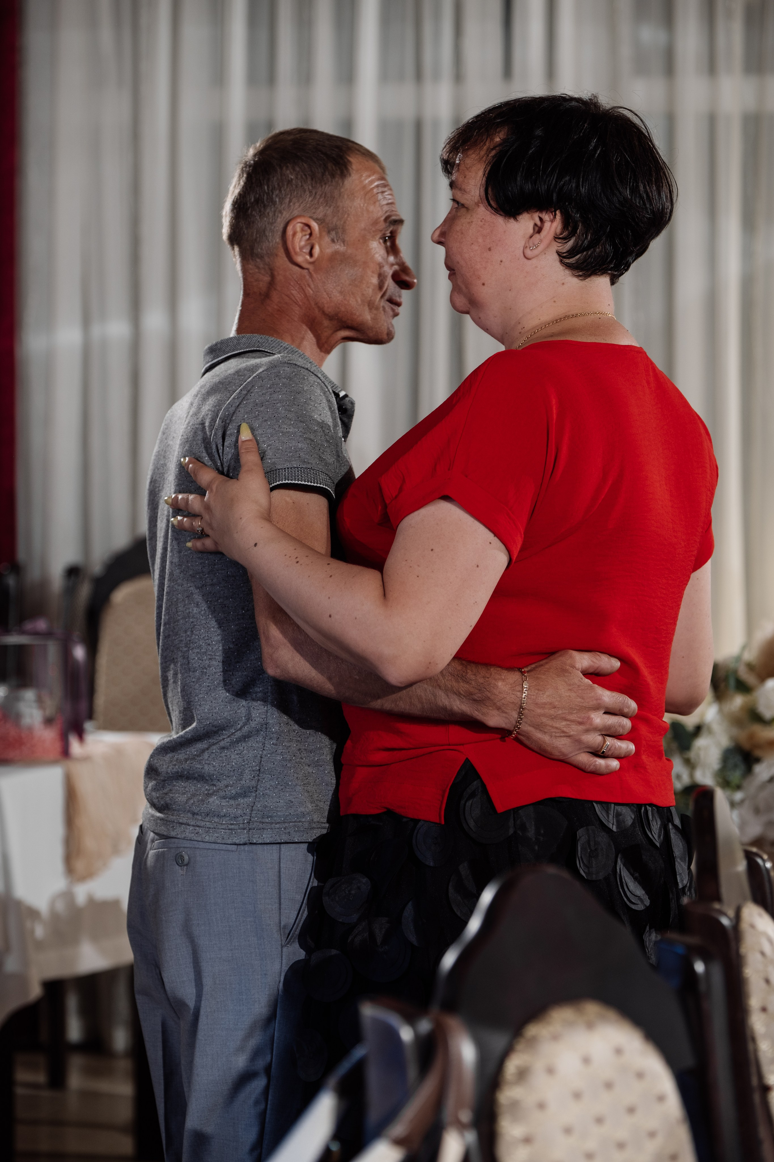 Свадебный ретопртаж. Профессиональная фотосъемка в Крыму. Натуральные эмоции и живые кадры. Забронируйте дату прямо сейчас!