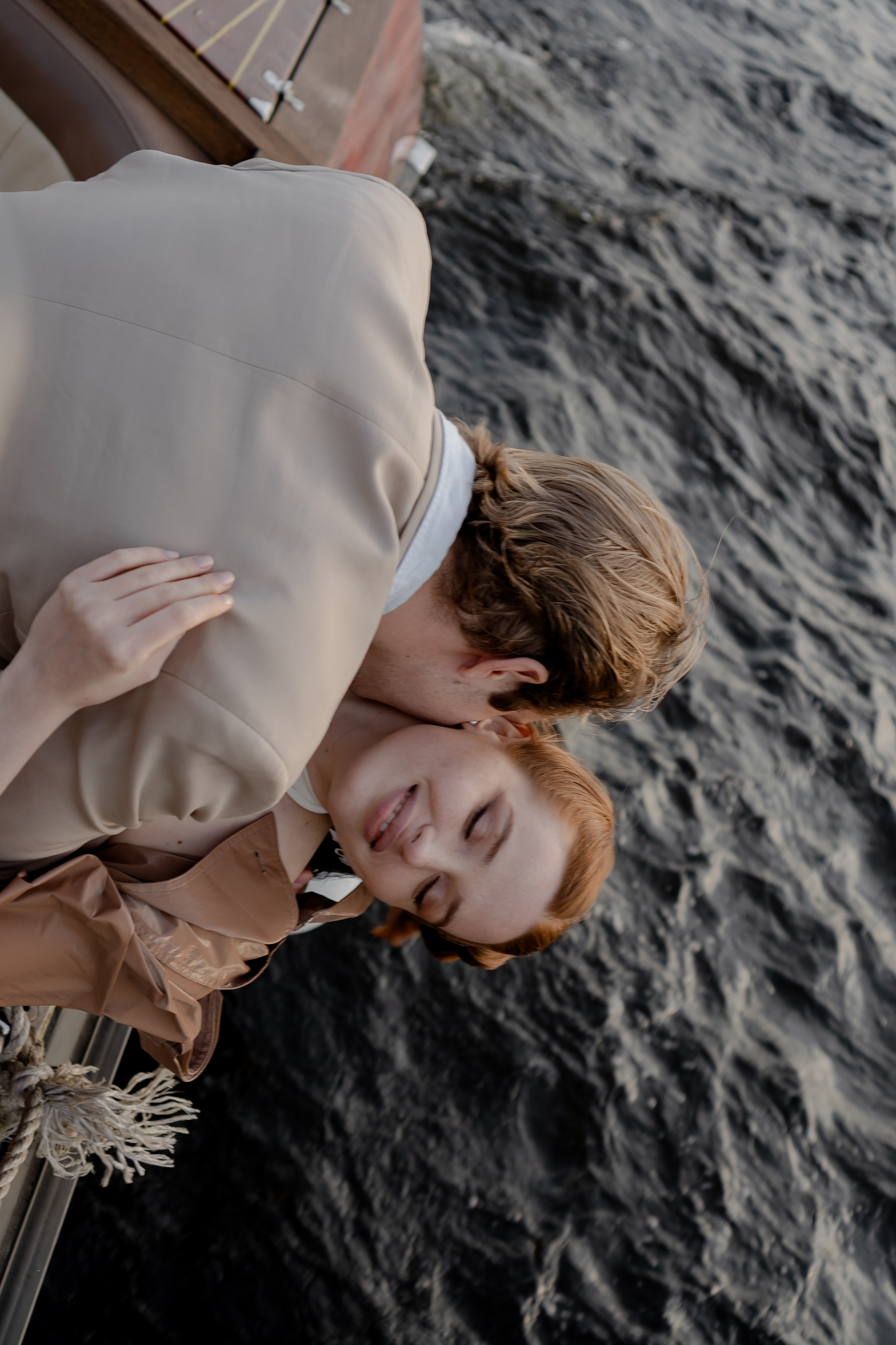 СВАДЕНБНАЯ СЬЕМКА НА КАТЕРЕ ПО КАНАЛАМ САНКТ-ПЕТЕРБУРГА И В АКВАТОРИИ НЕВЫ. Профессиональный фотограф, Санкт-Петербург — Виктория Богомолова