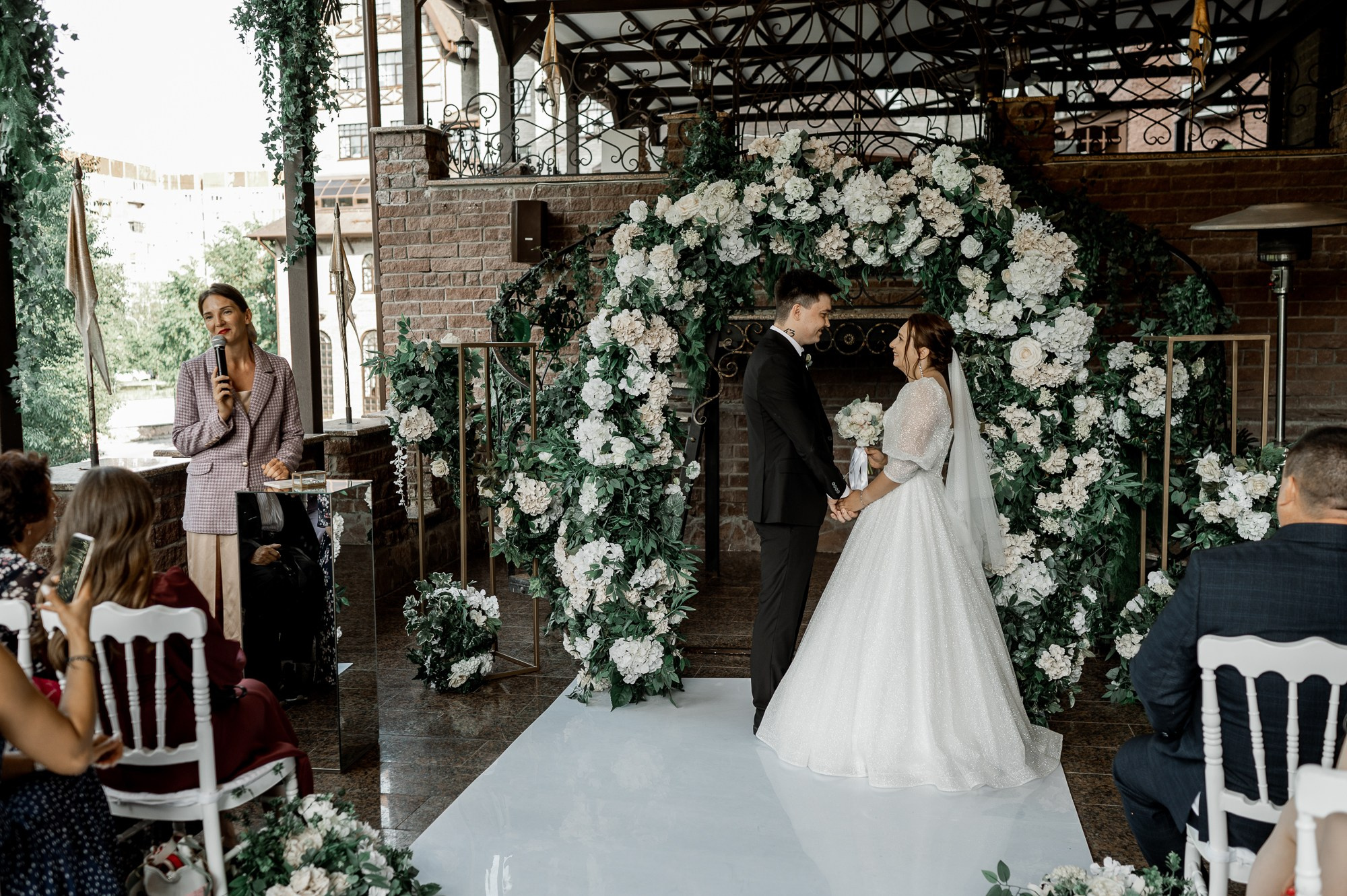 Вячеслав и Екатерина. Свадебный фотограф в Тюмени Анастасия Конева