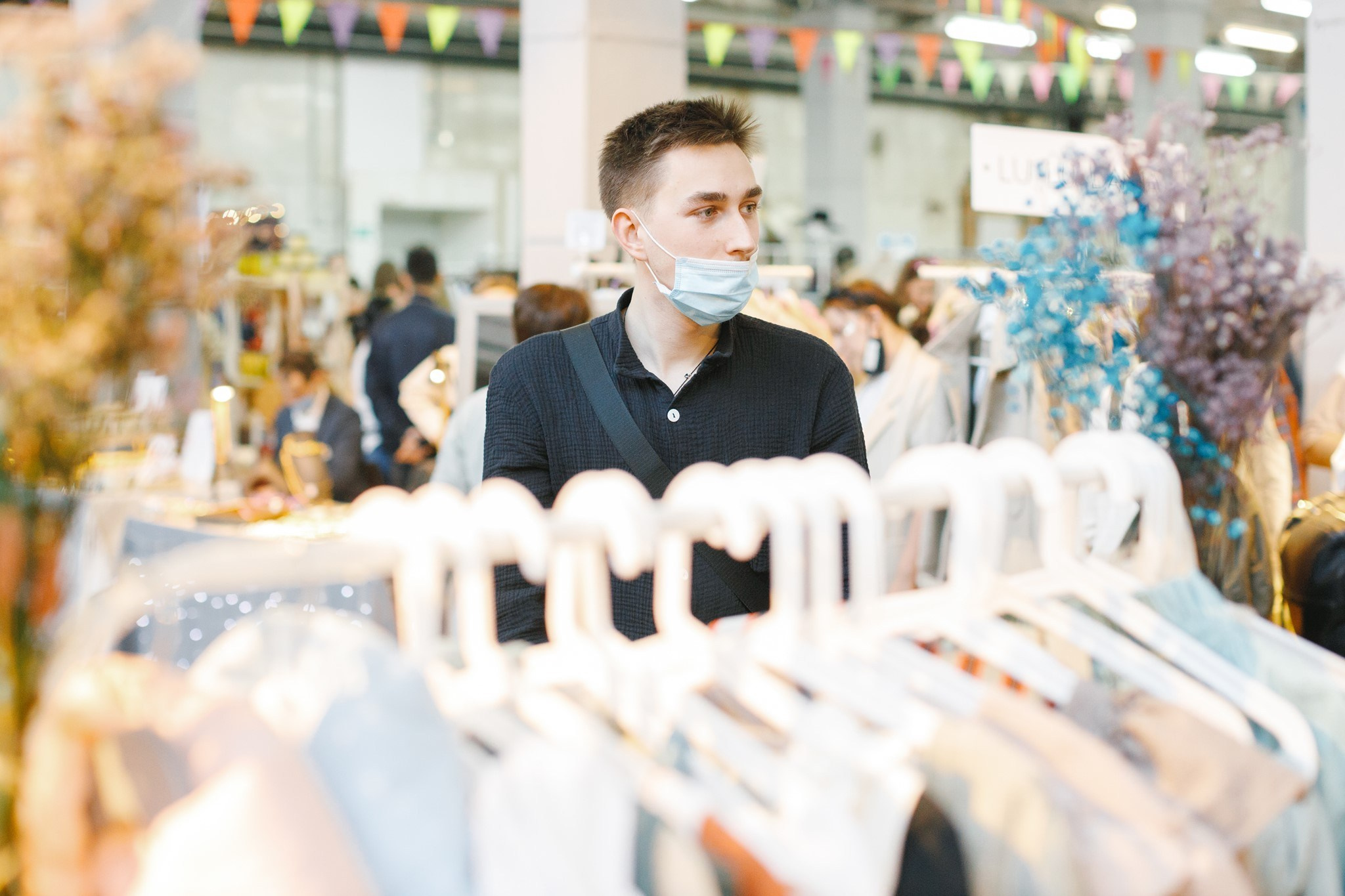 10–11 апреля 2021 на Трёхгорной мануфактуре / фото Иван Гущин. Фотоотчеты «Ламбада-маркета»