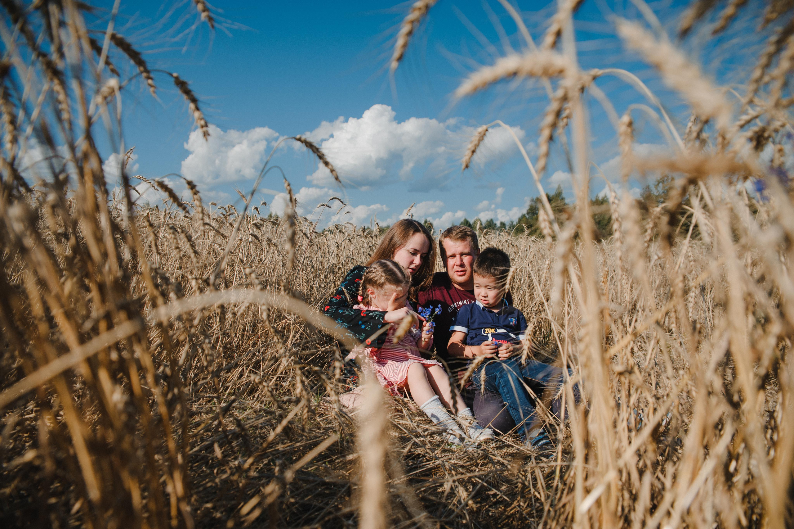 Кир Ира Саша Сеня. Свадебный и семейный фотограф в городе Смоленске