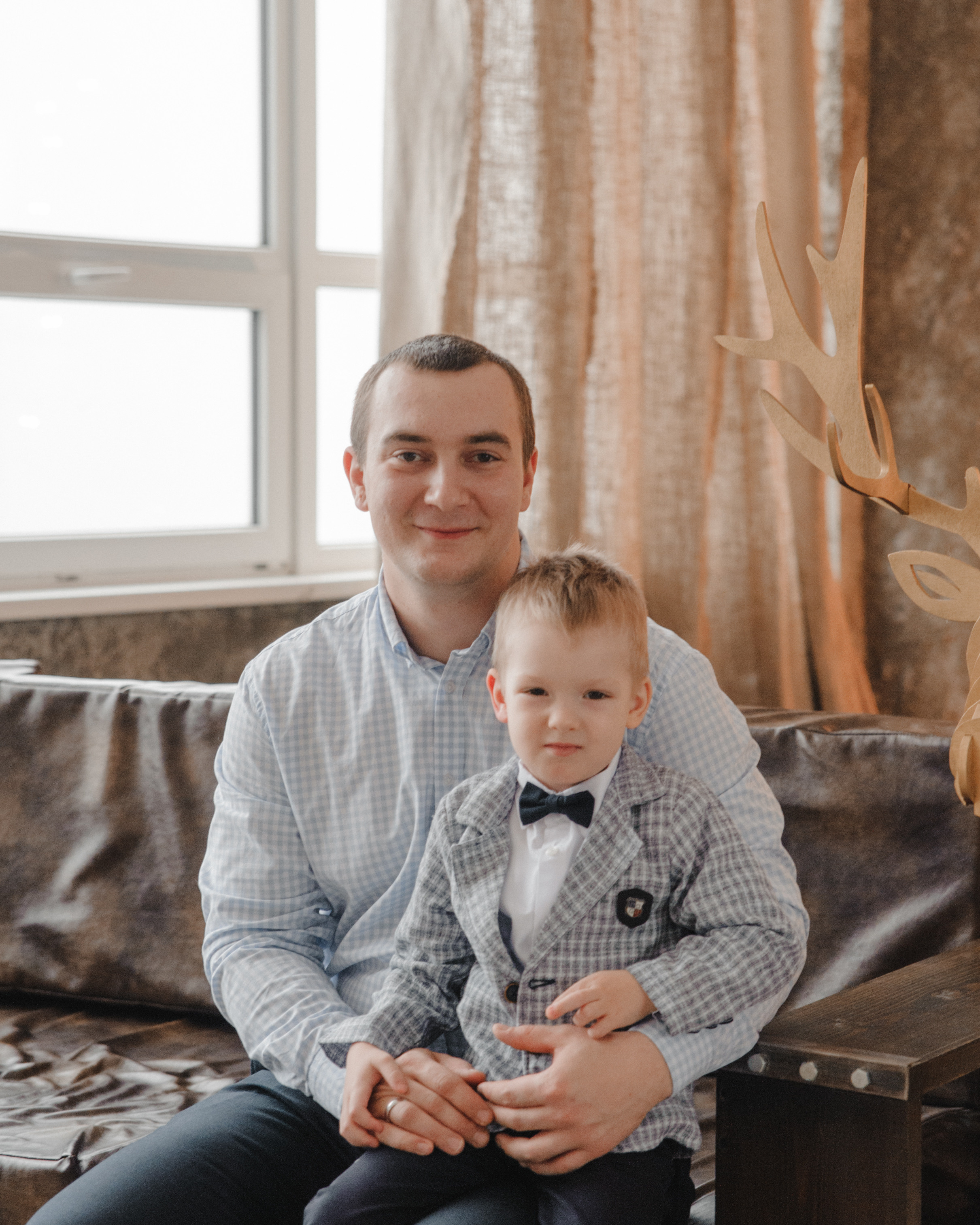 Паша Аня Арсений (новогодняя). Свадебный и семейный фотограф в городе Смоленске