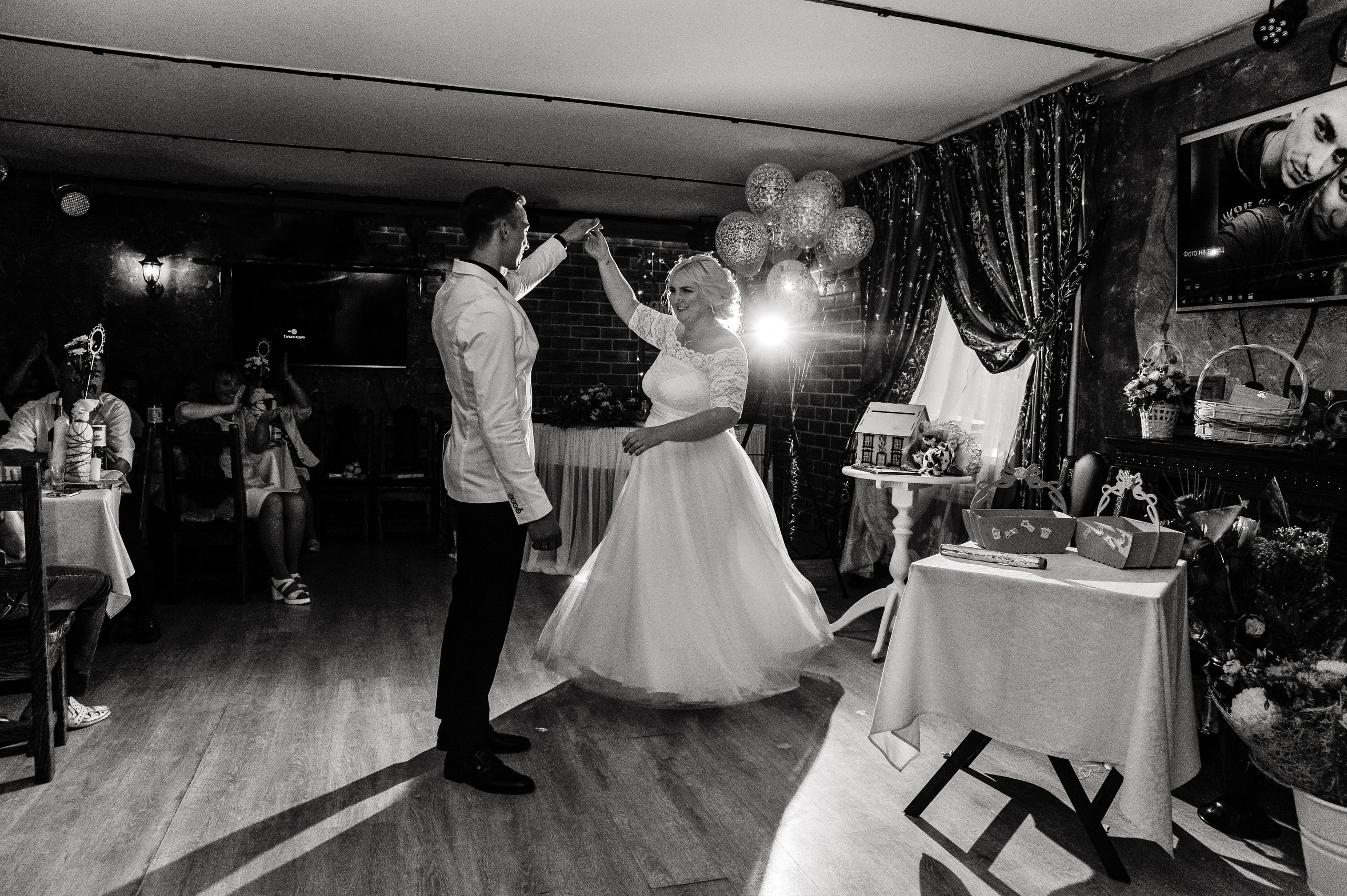 Максим и Евгения. Свадебный и семейный фотограф в городе Смоленске