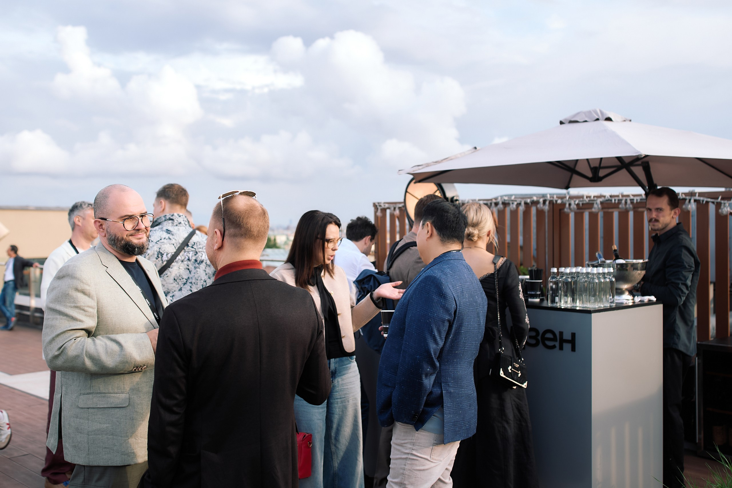 YANDEX DZEN. Photographer — ERASTOV