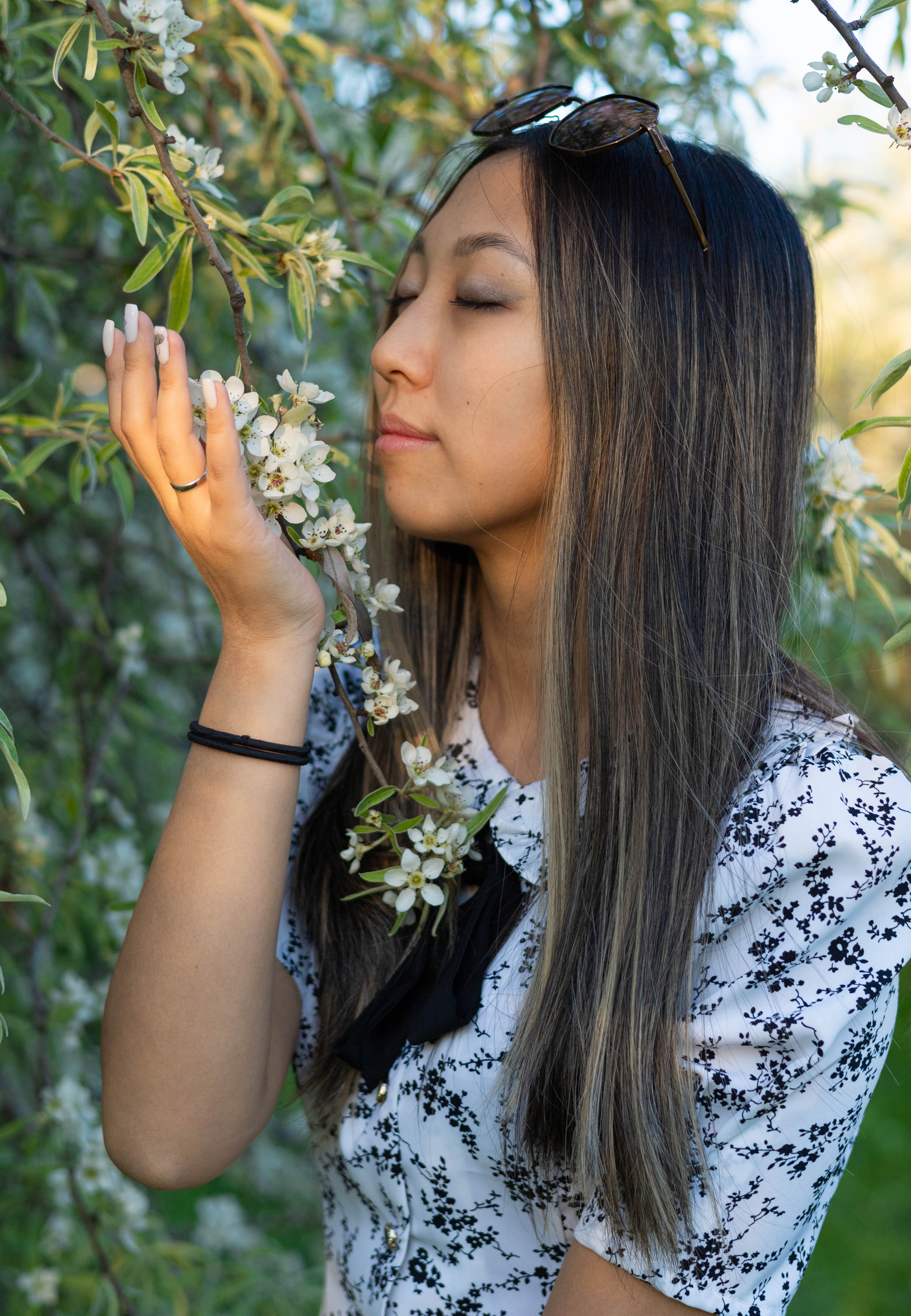 Виктория. Яблоневый сад. Портретный фотограф Панферова Регина г. Санкт-Петербург, г. Казань