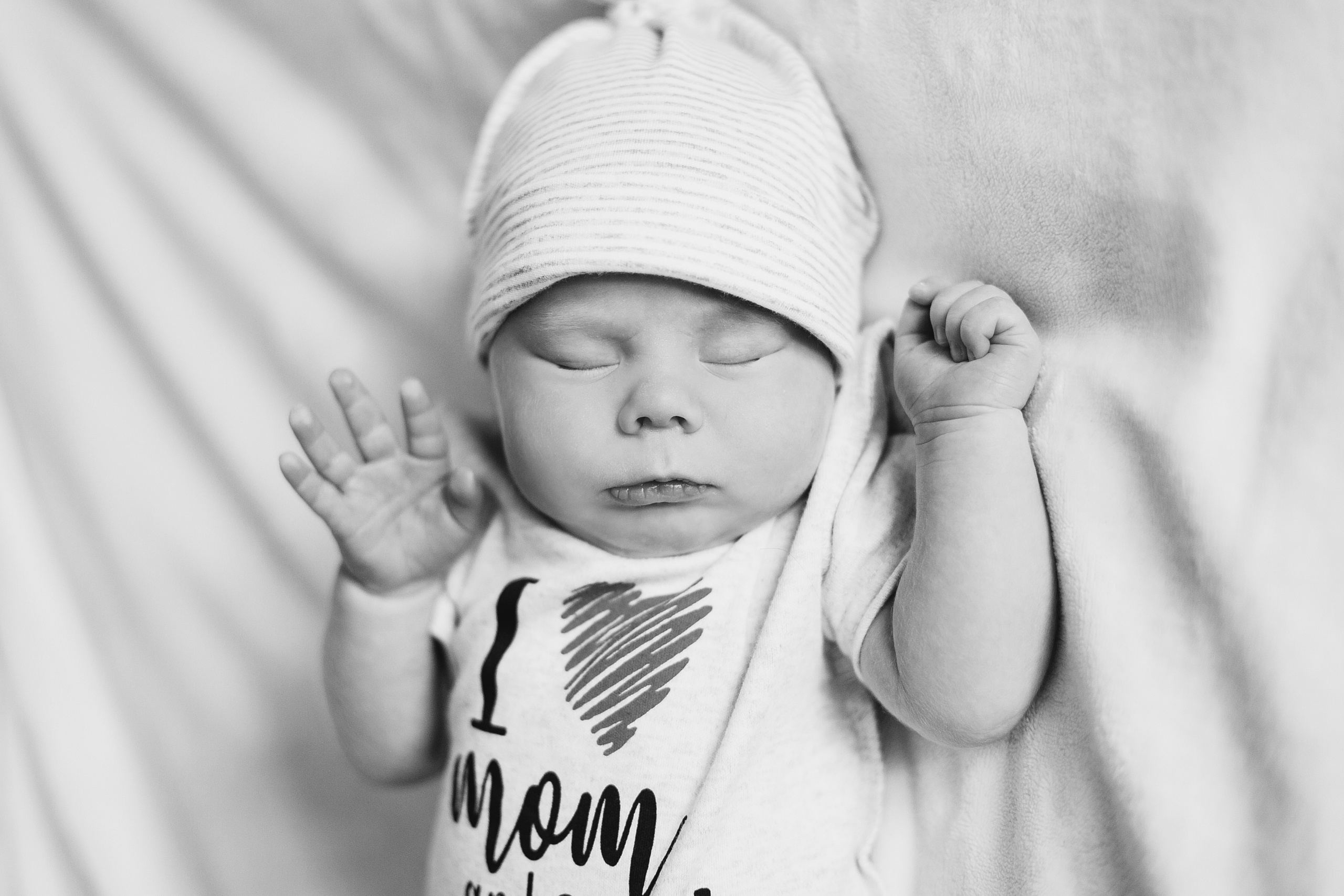 Новорождённый Андрюша (возраст примерно 25 дней). Семейный и детский фотограф