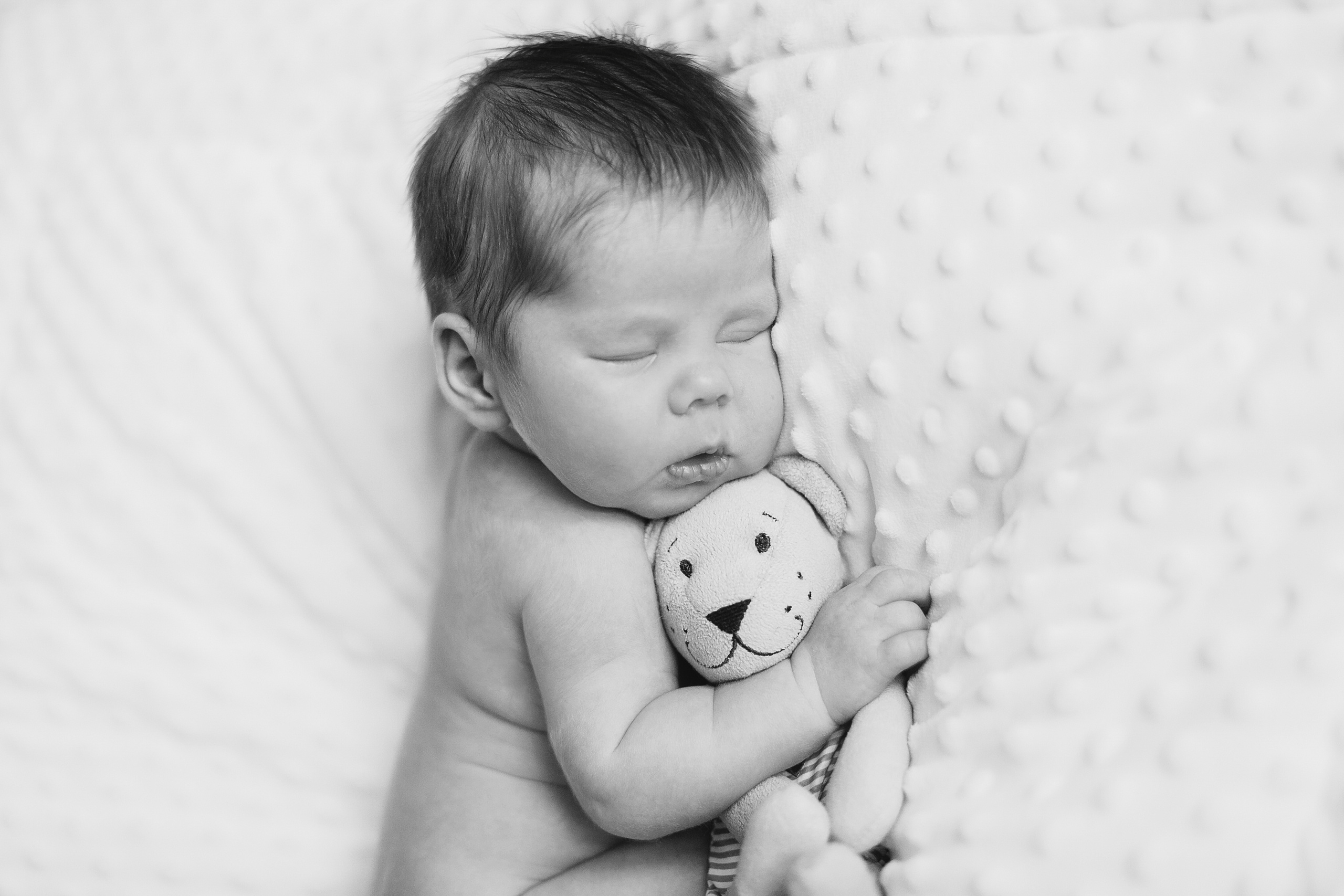 Новорождённый Андрюша (возраст примерно 25 дней). Семейный и детский фотограф