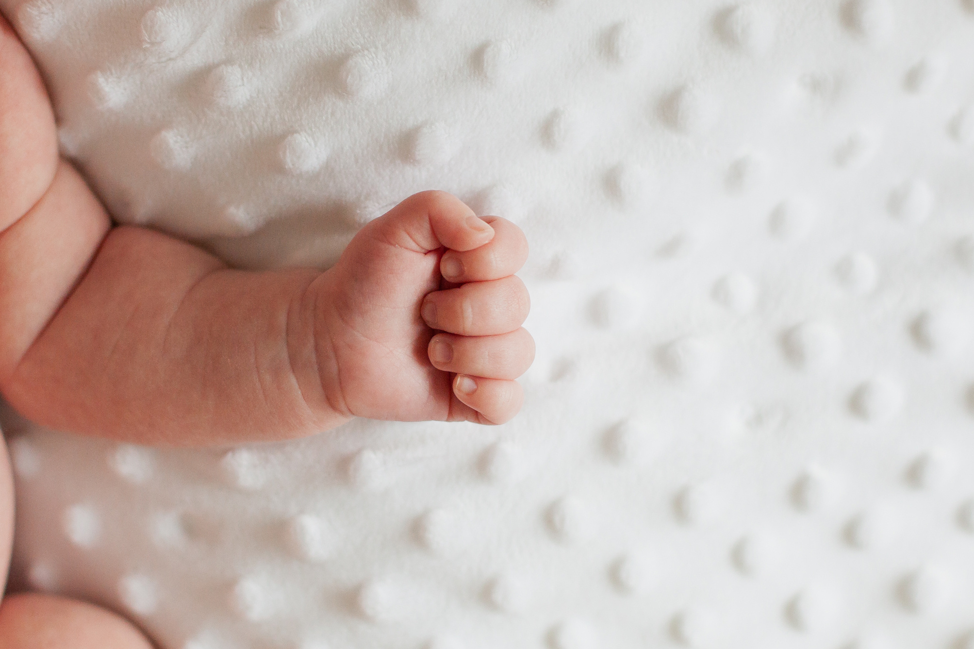 Новорождённый Андрюша (возраст примерно 25 дней). Семейный и детский фотограф