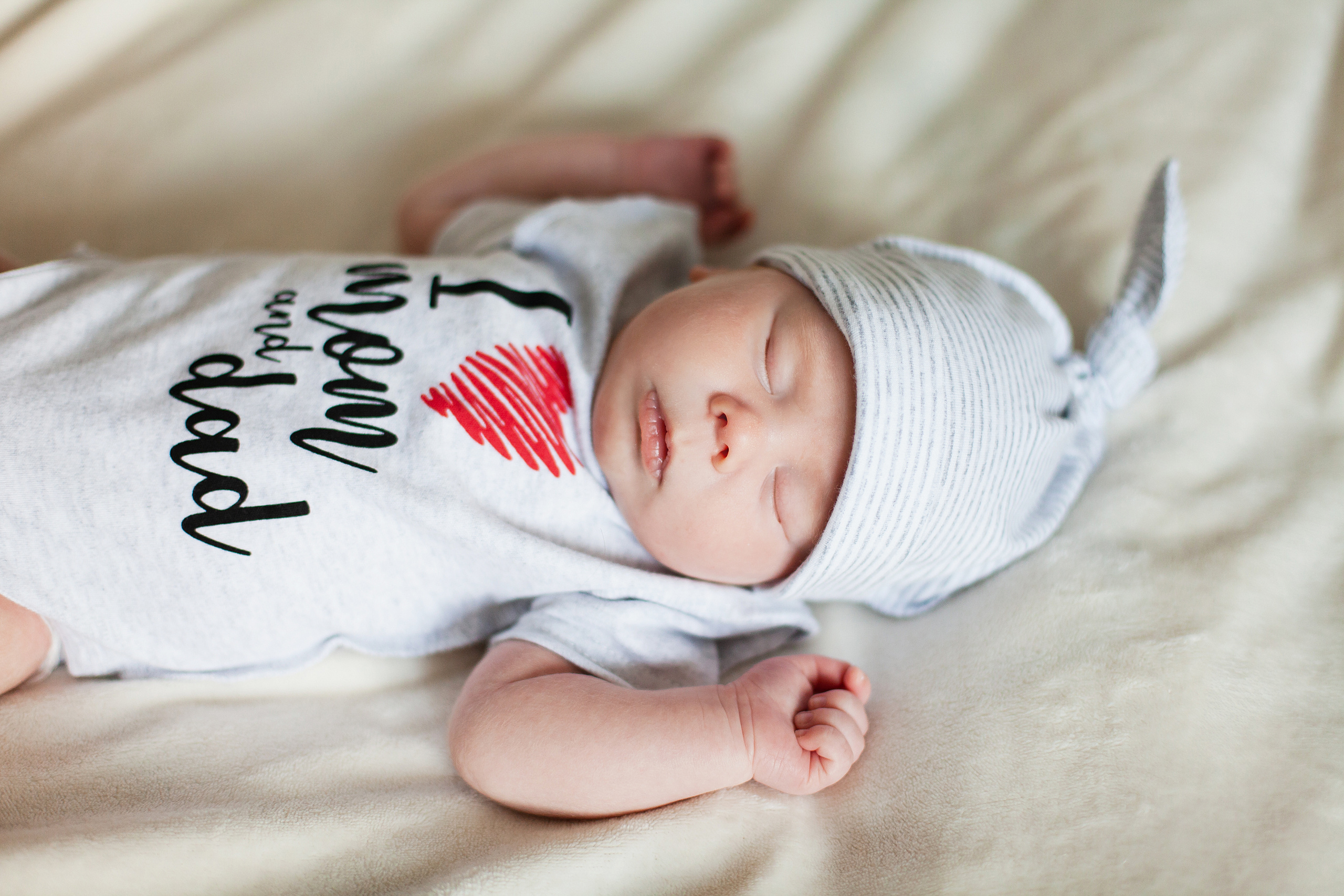 Новорождённый Андрюша (возраст примерно 25 дней). Семейный и детский фотограф