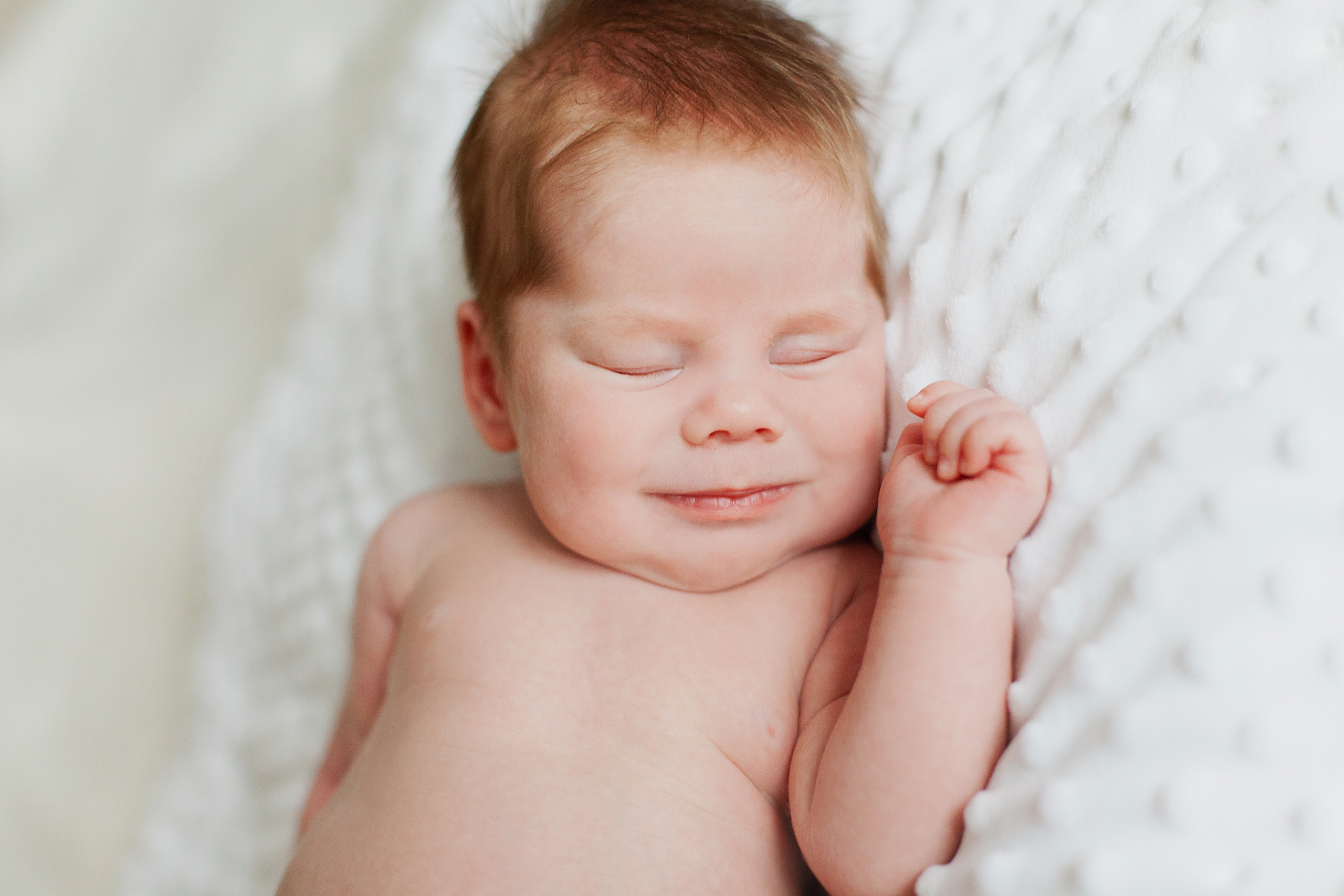 Новорождённый Андрюша (возраст примерно 25 дней). Семейный и детский фотограф
