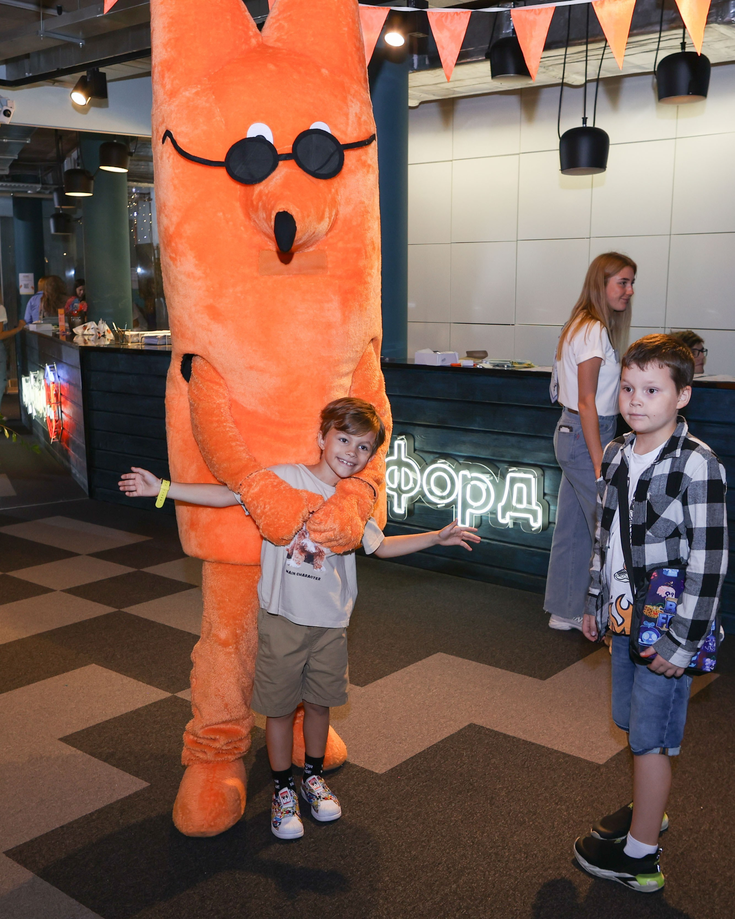 Новый учебный год в Школе Фоксфорд 1-2 классы. Выпускные альбомы и школьный фотограф в Подольске, Троицке, Щербинке, Москве и Московской области