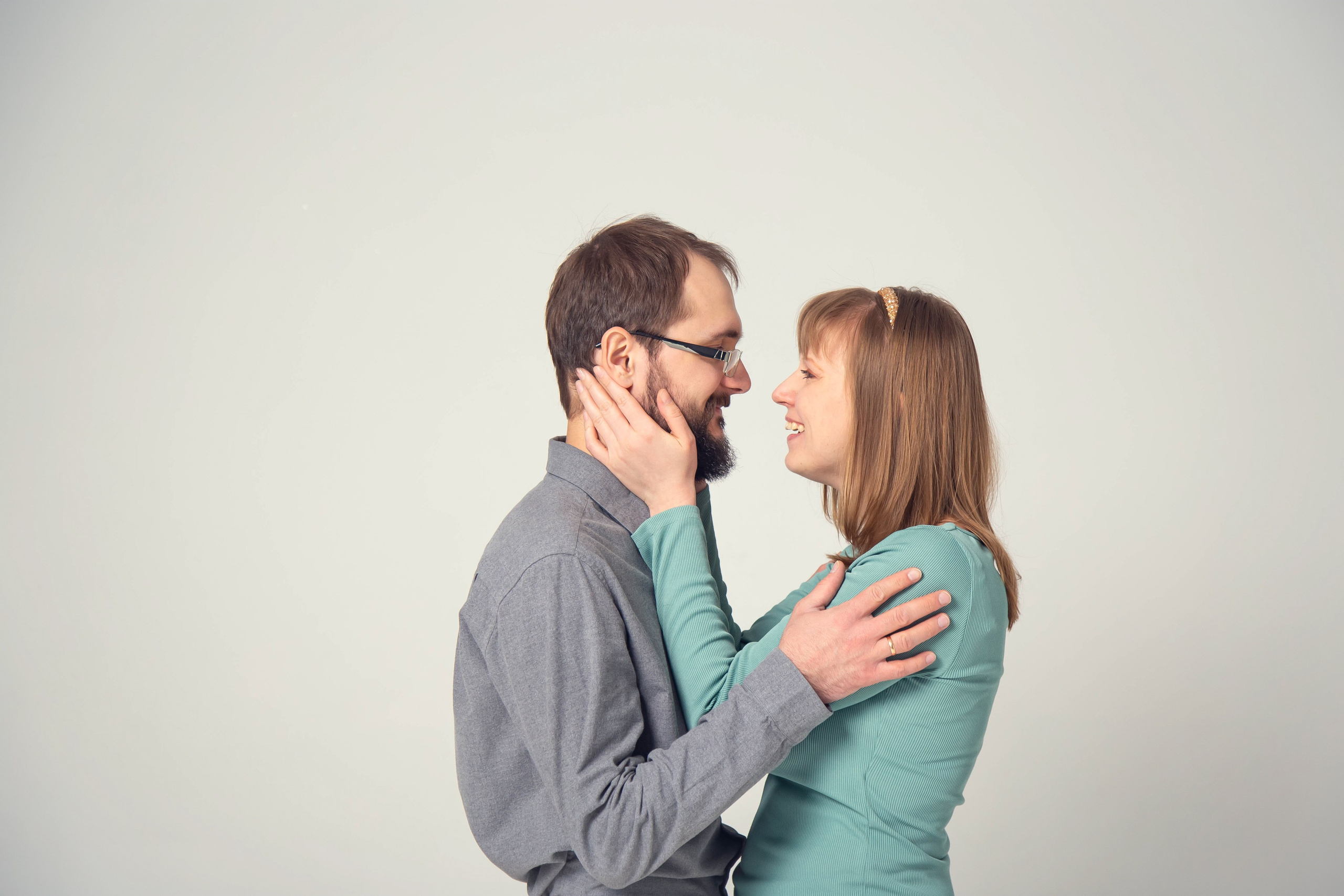 Семейная фотосессия в студии PHOTO ZALL в Москве. Семейный фотограф в Москве Влада Лунина