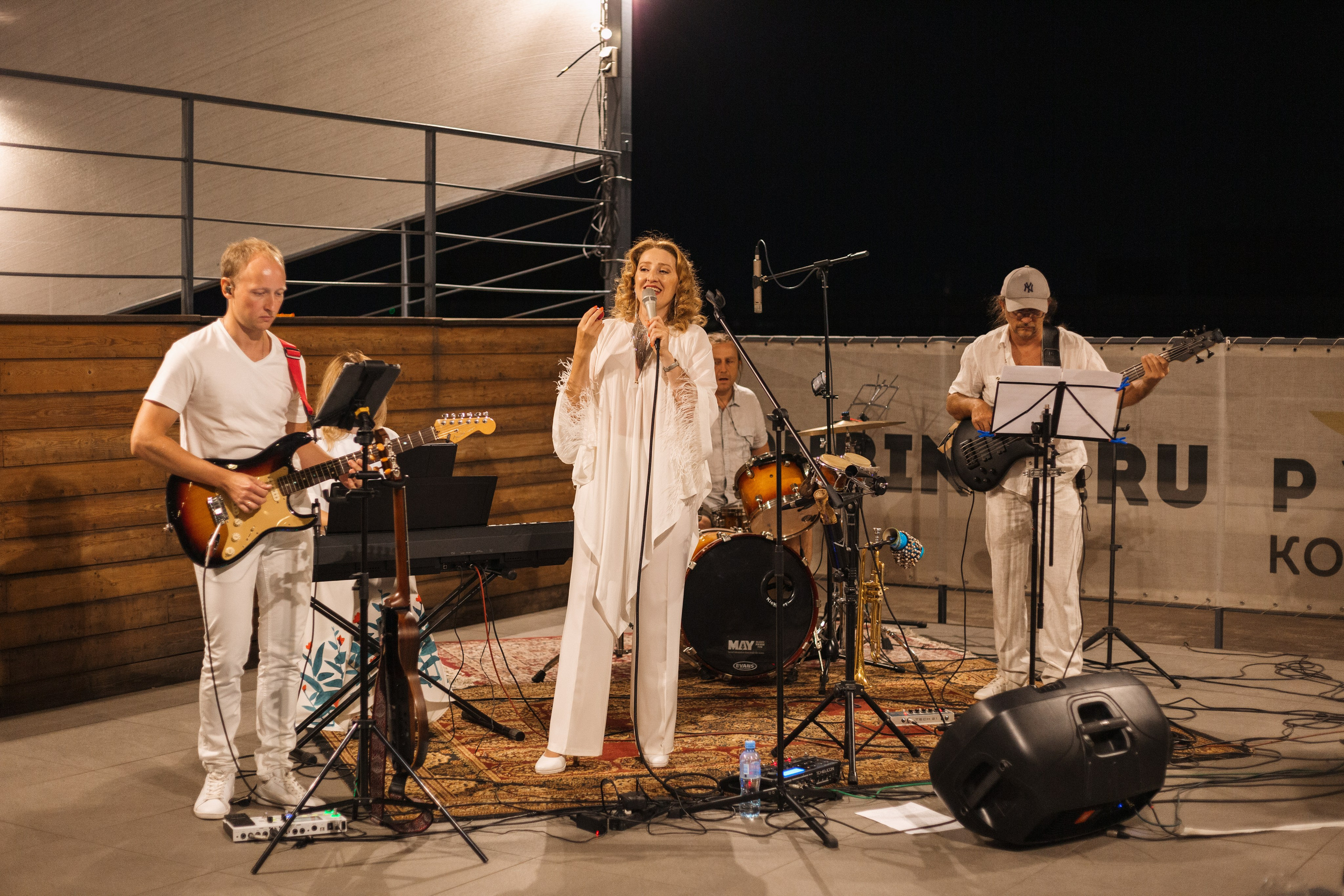 Latina Jazz. Главная