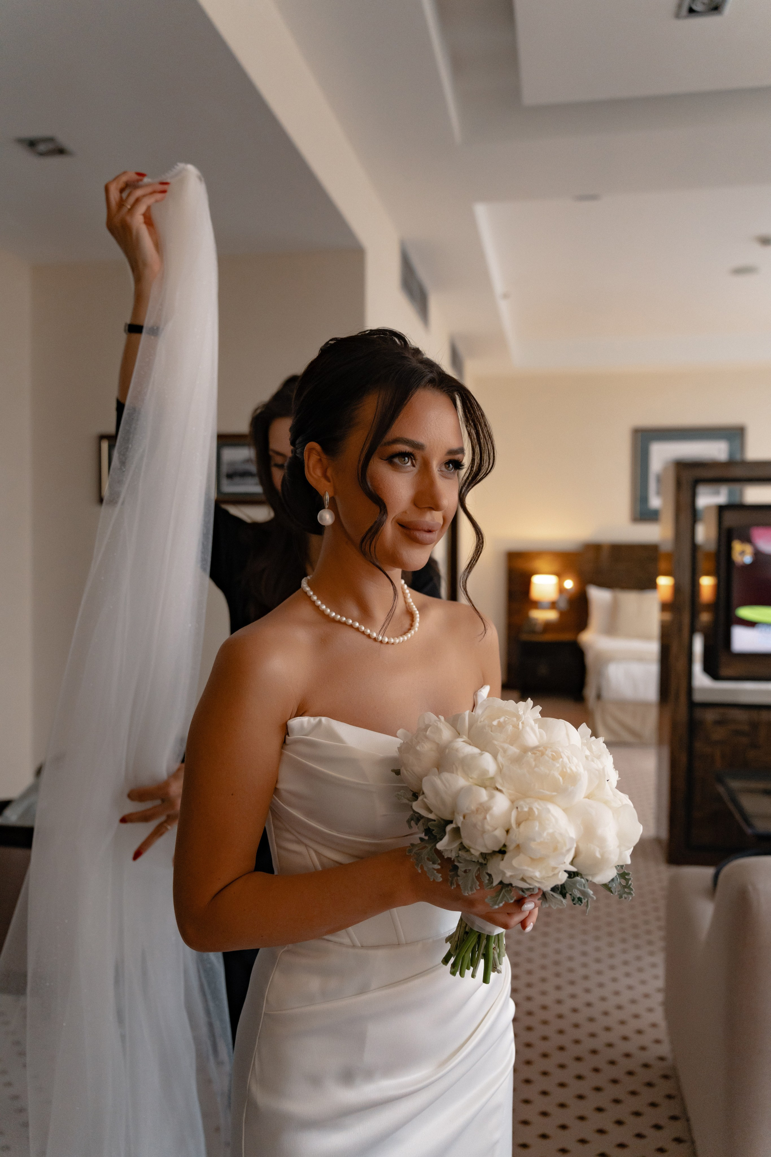 Свадебная фотосессия в отеле Plaza Garden Moscow WTC