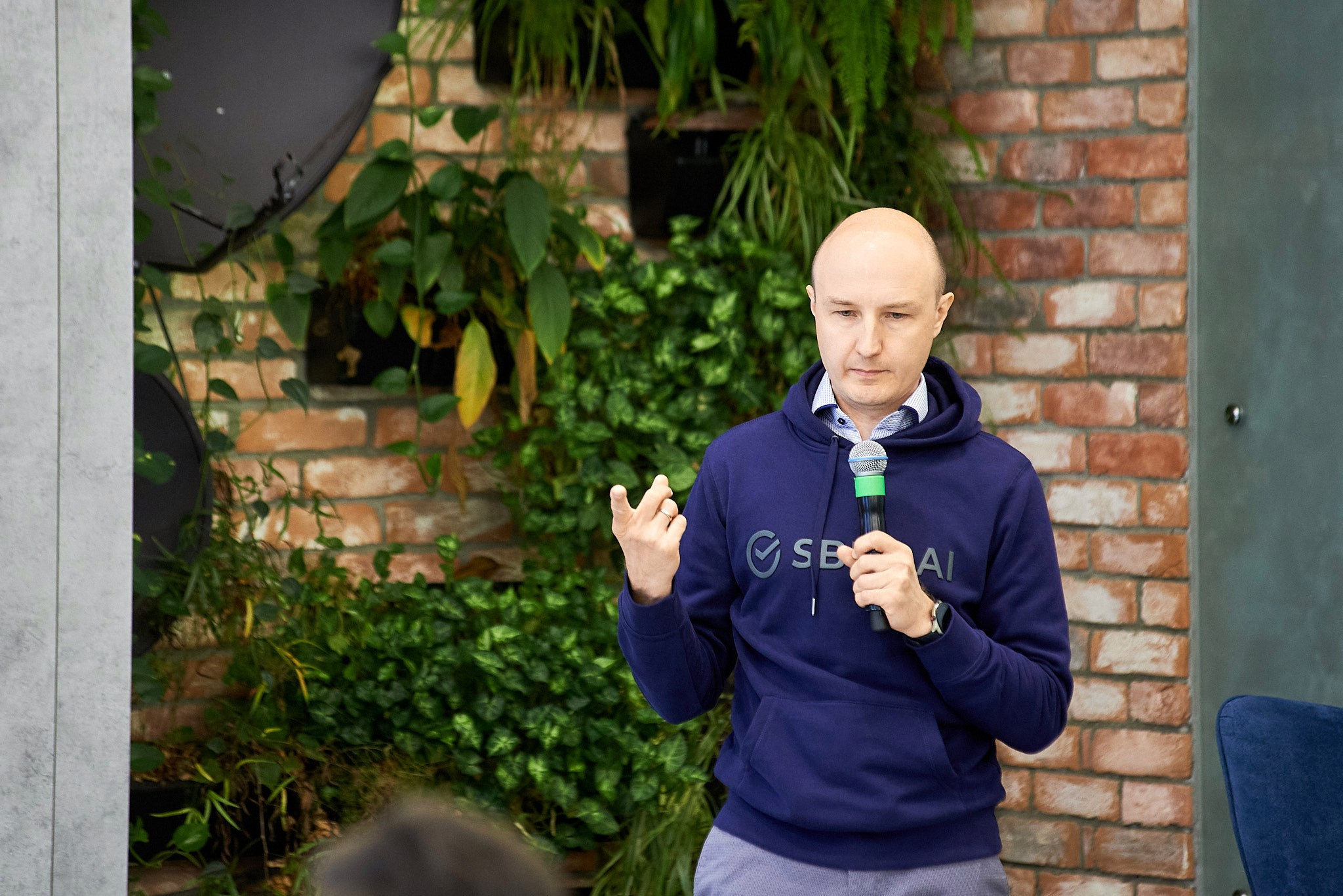 AIJ серия лекций по ИИ. Иван Ступа, репортажный фотограф в Санкт-Петербурге и Ленинградской области