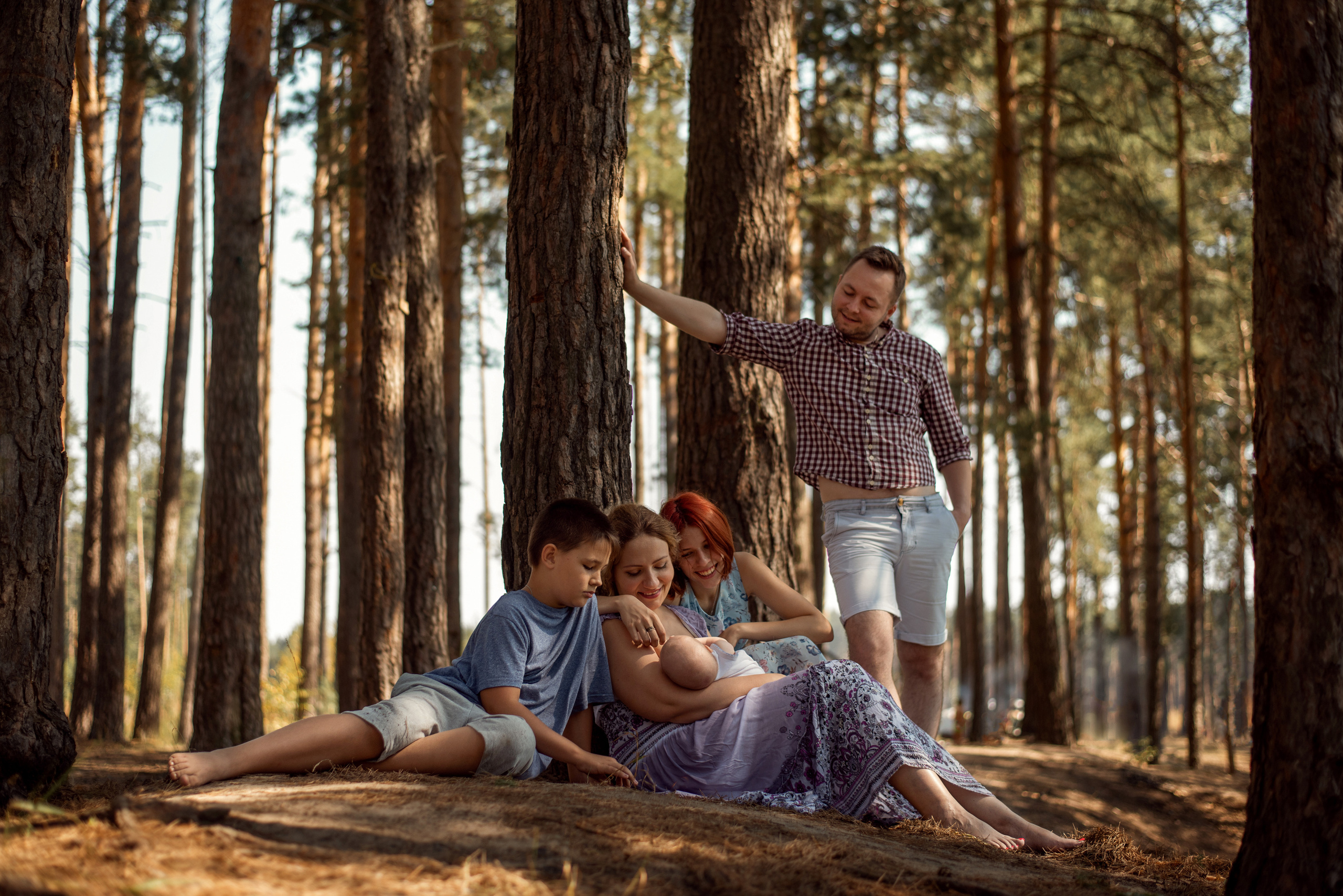 Фотосессия в соснвом бору. Семейный фотограф Екатерина Шаманаева