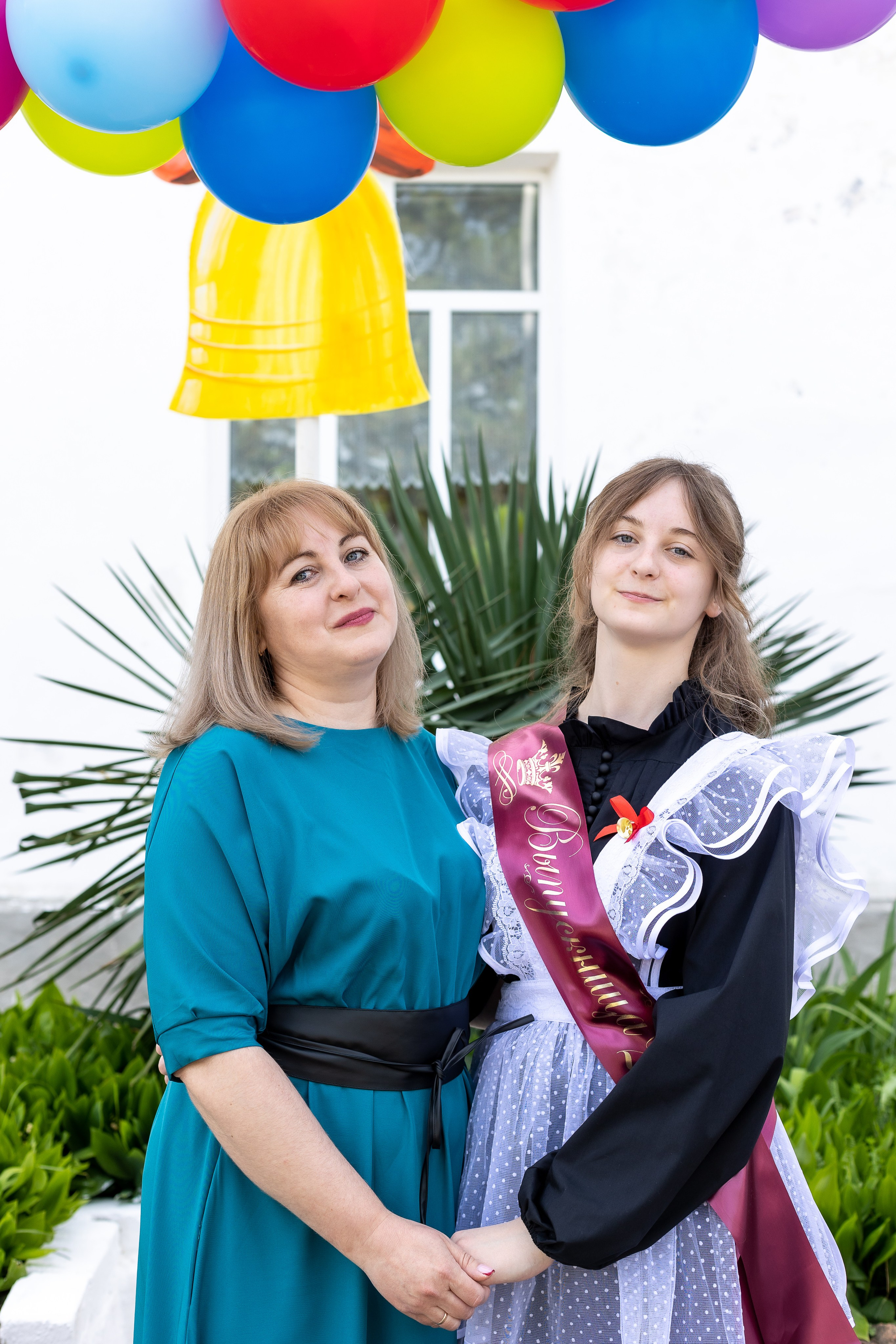 Последний звонок. Выпускные альбомы Майкоп, Краснодар Елена Золотарева