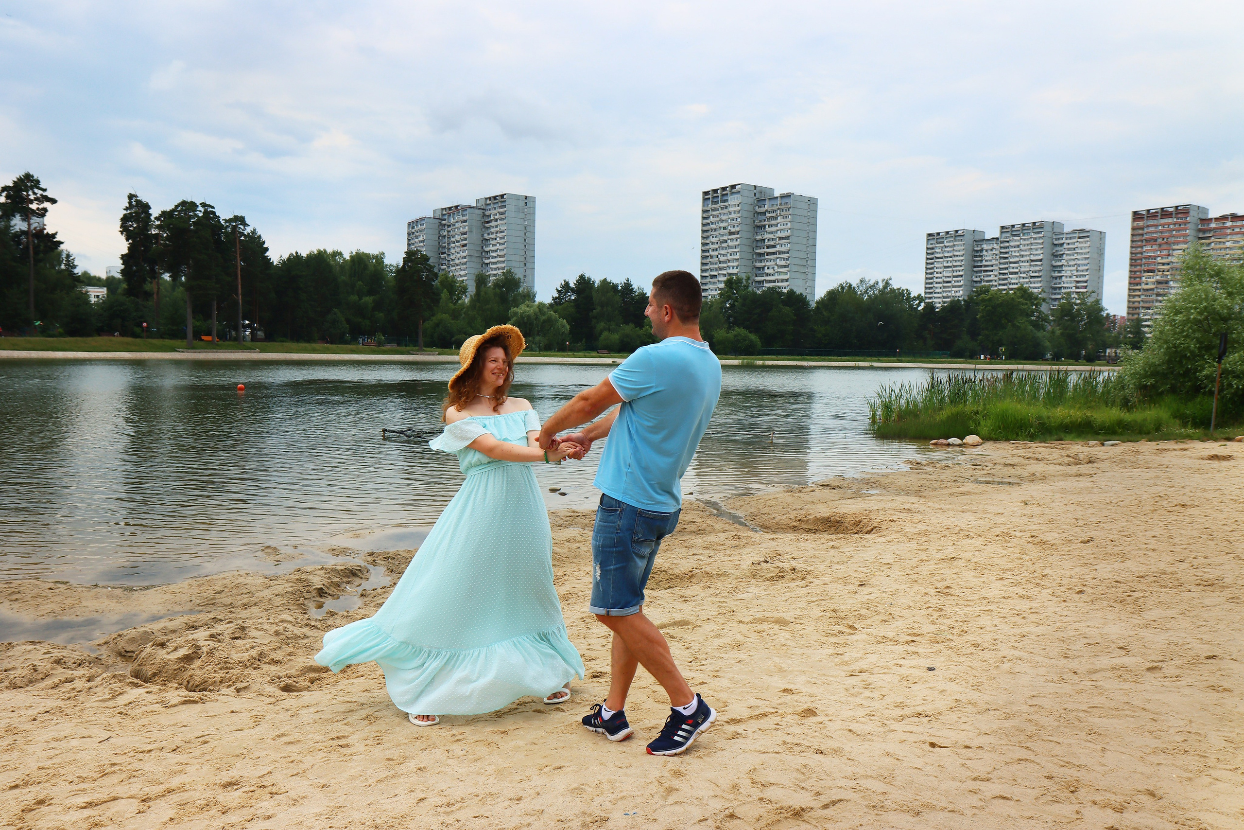 На пляже вдвоем. Фотография Елена