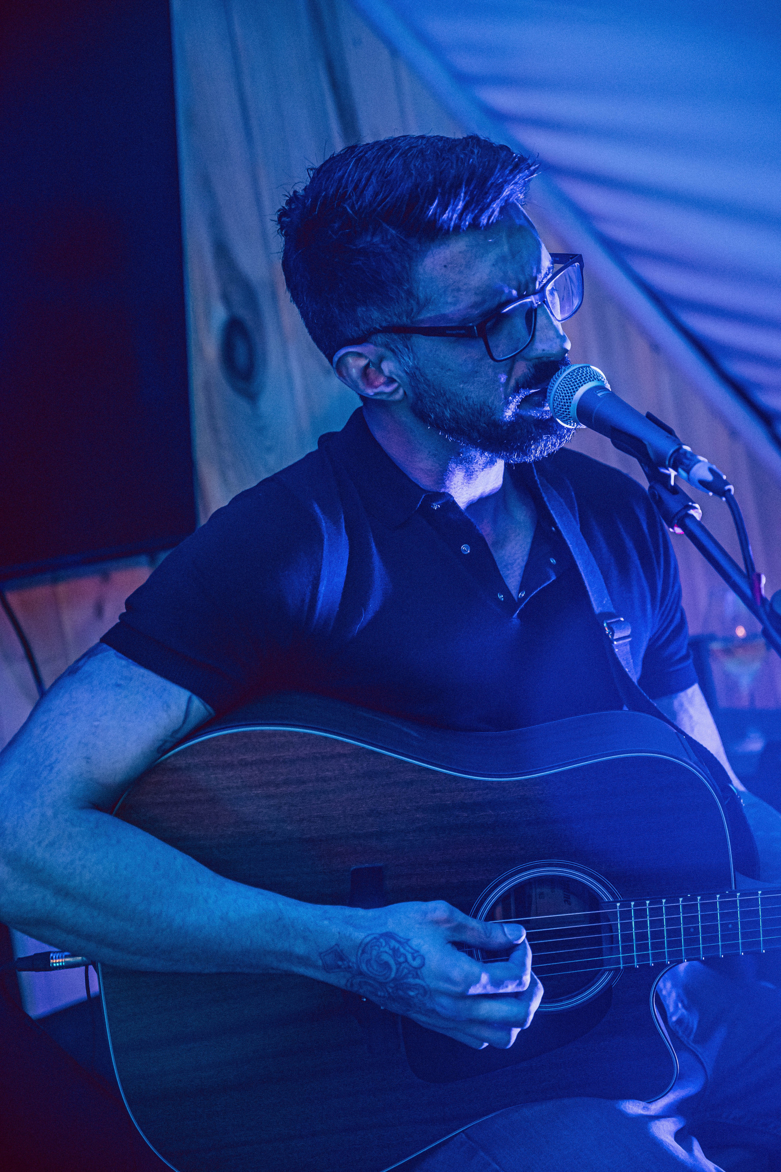 Репортажная съёмка networking Tbilisi концерт Merab Amzoevi. Свадебный фотограф Грузия Тбилиси