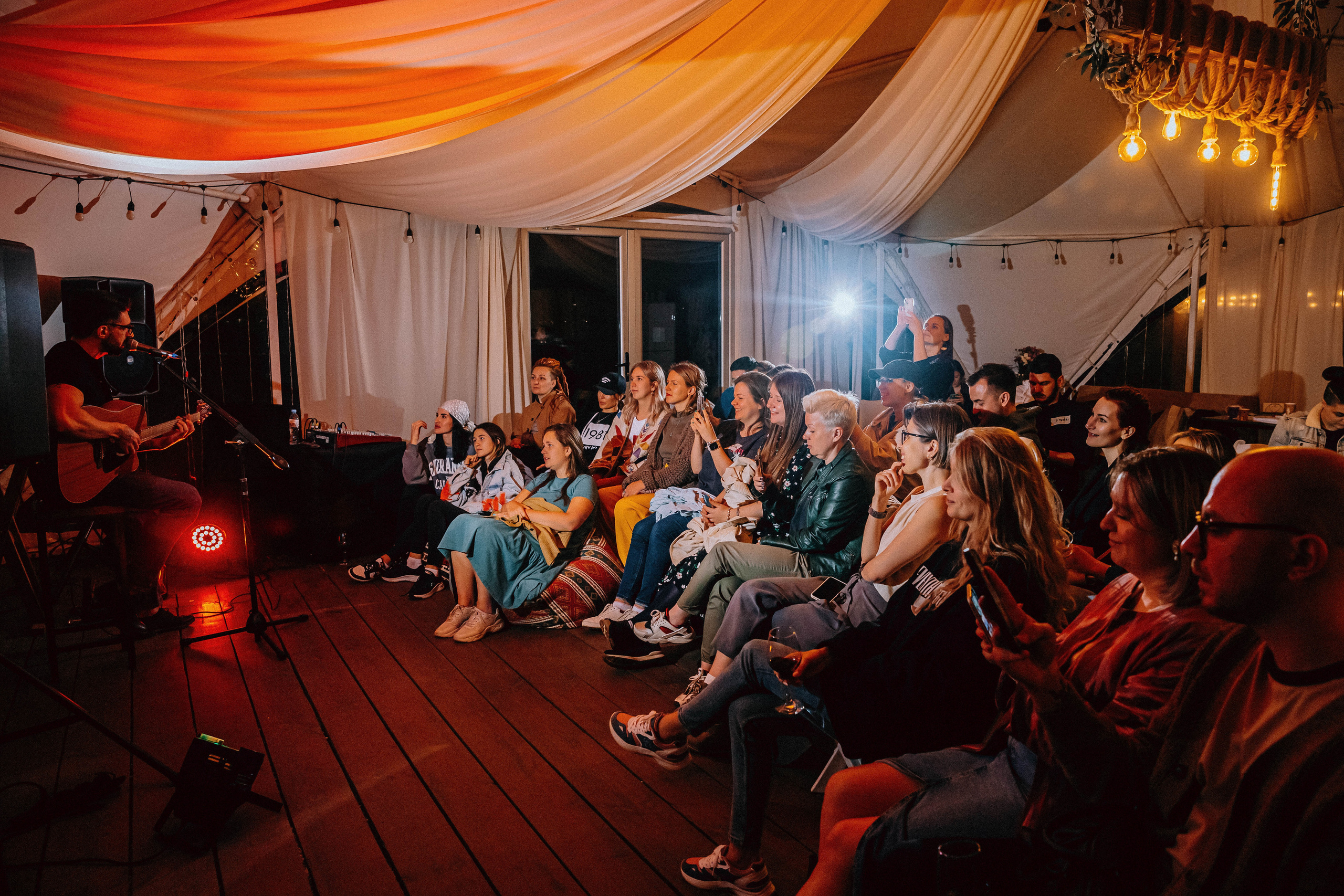 Репортажная съёмка networking Tbilisi концерт Merab Amzoevi. Свадебный фотограф Грузия Тбилиси