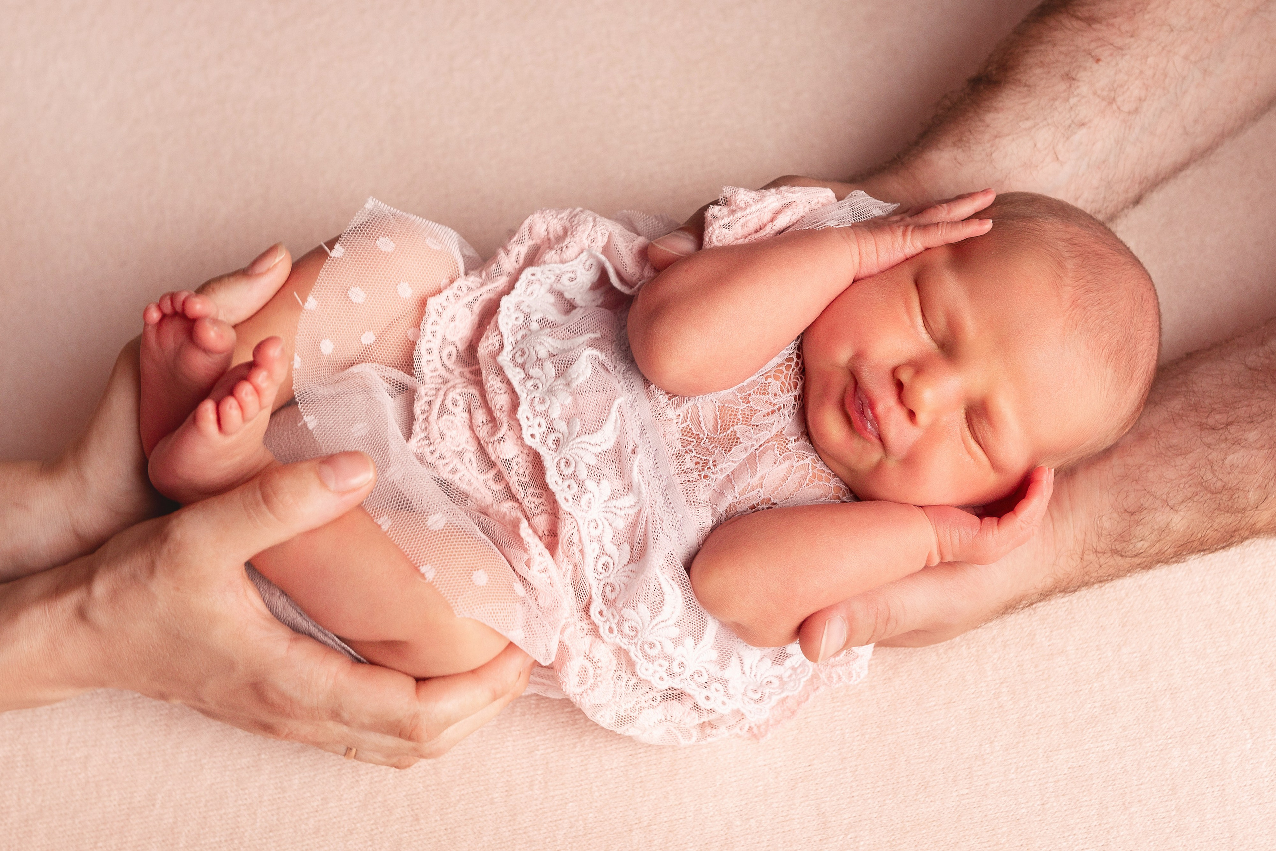 Новорожденные. ФОТОГРАФ НА ГОДИК, БЕРЕМЕННОСТИ, НОВОРОЖДЕННЫХ, КРЕЩЕНИЯ МОСКВА