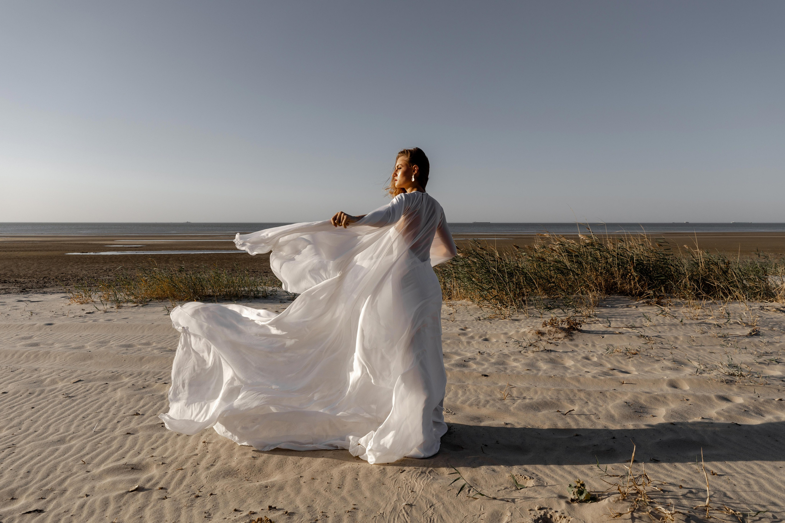 На берегу моря. Свадебный фотограф в Москве Топтыгин Иван