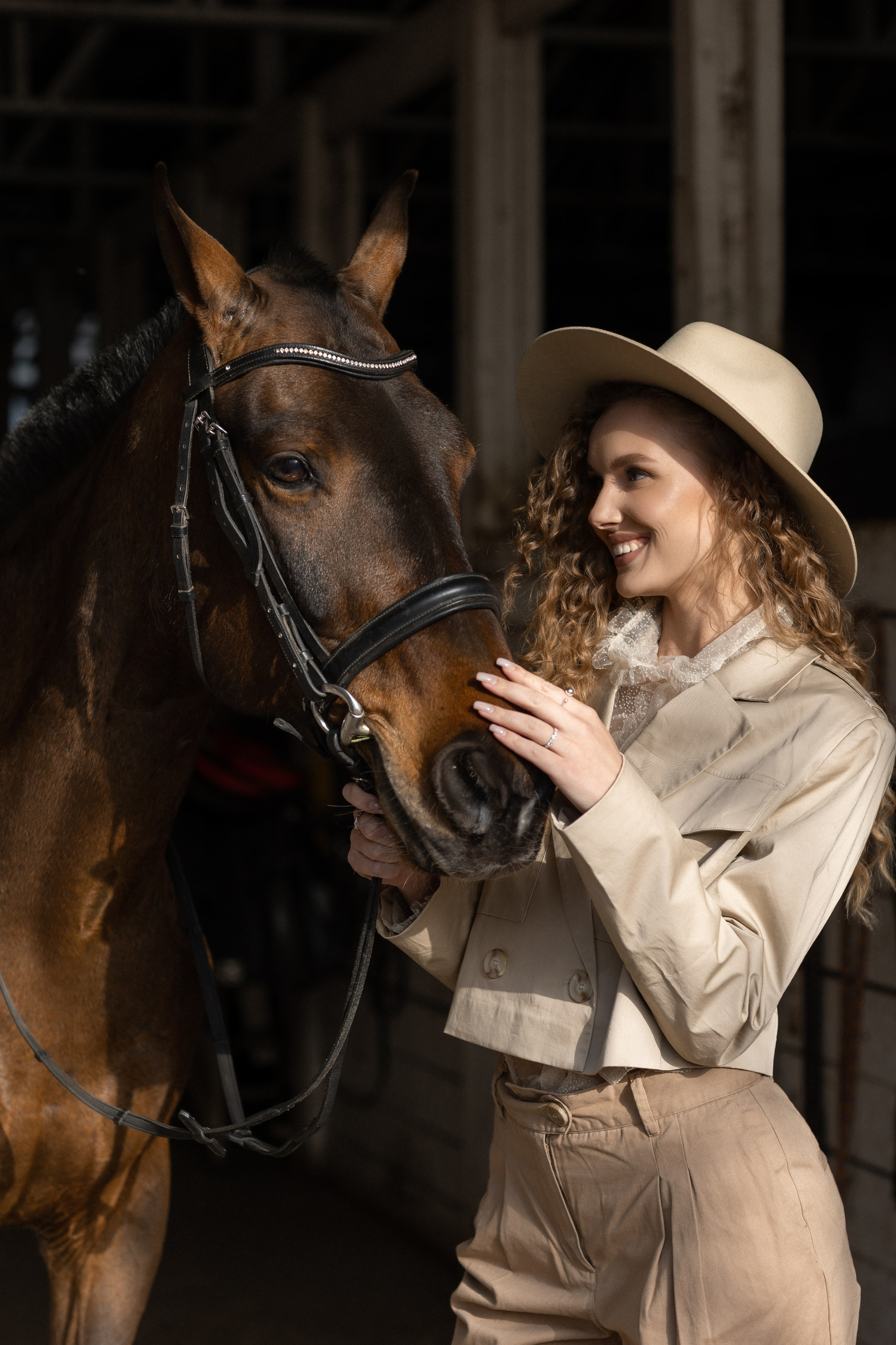 Индивидуальные. Фотография, в которой оживает ваша женственность и глубина. Таисия Чайка город Владивосток