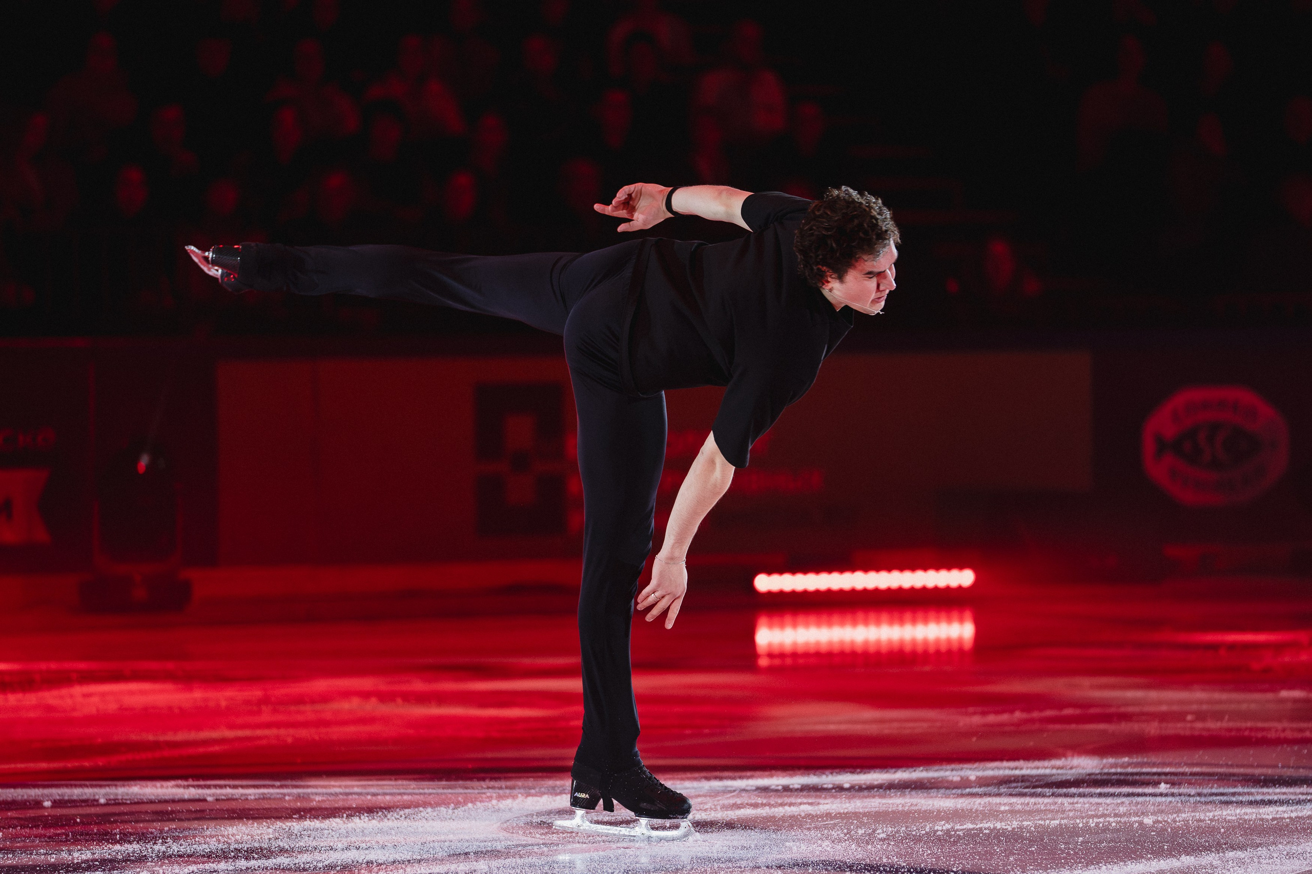 Шоу Этери Тутберидзе в Новосибирске. Воробьева Ксения — Спортивный и танцевальный фотограф Новосибирск