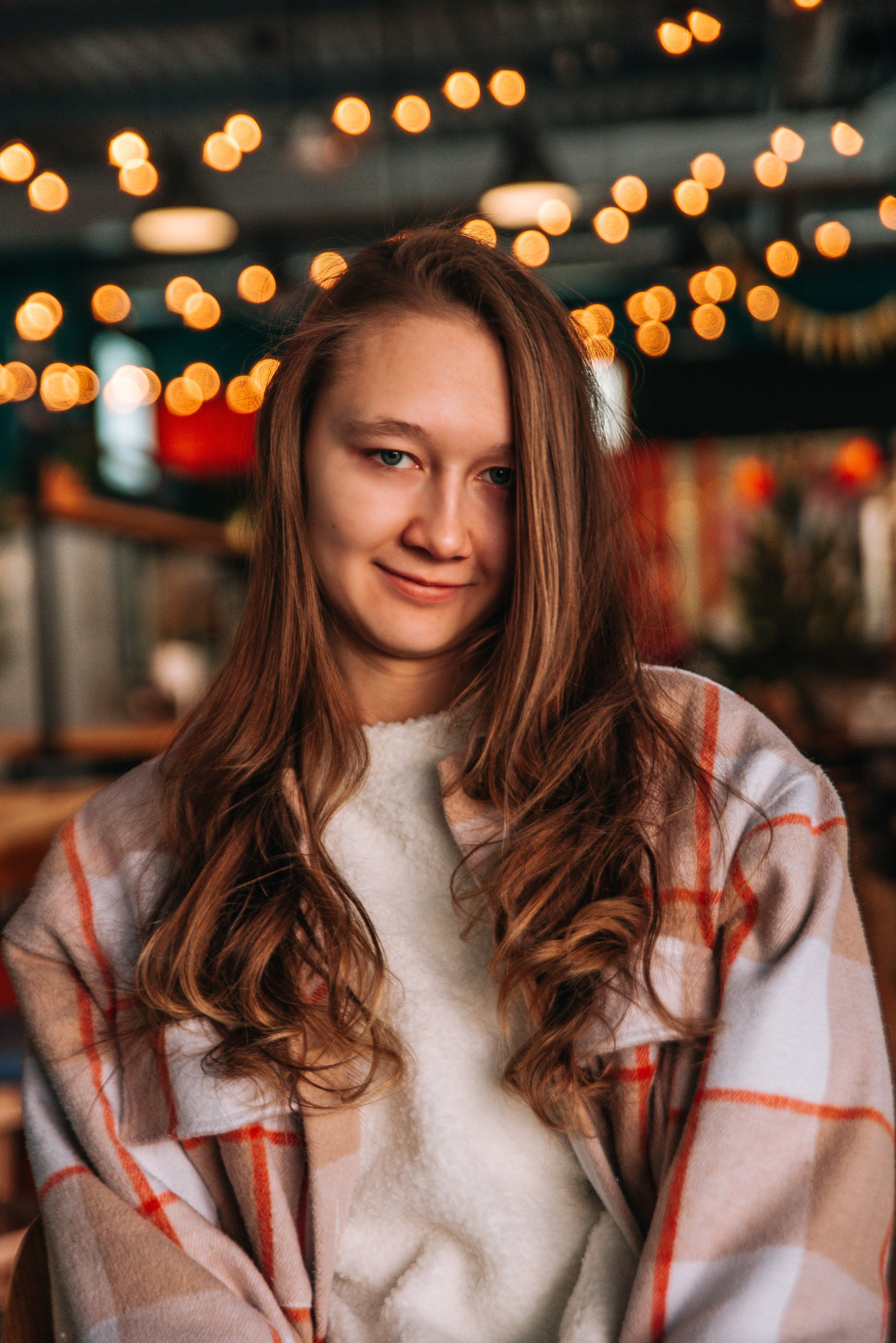 Лиза и Харли в кафе. Главная