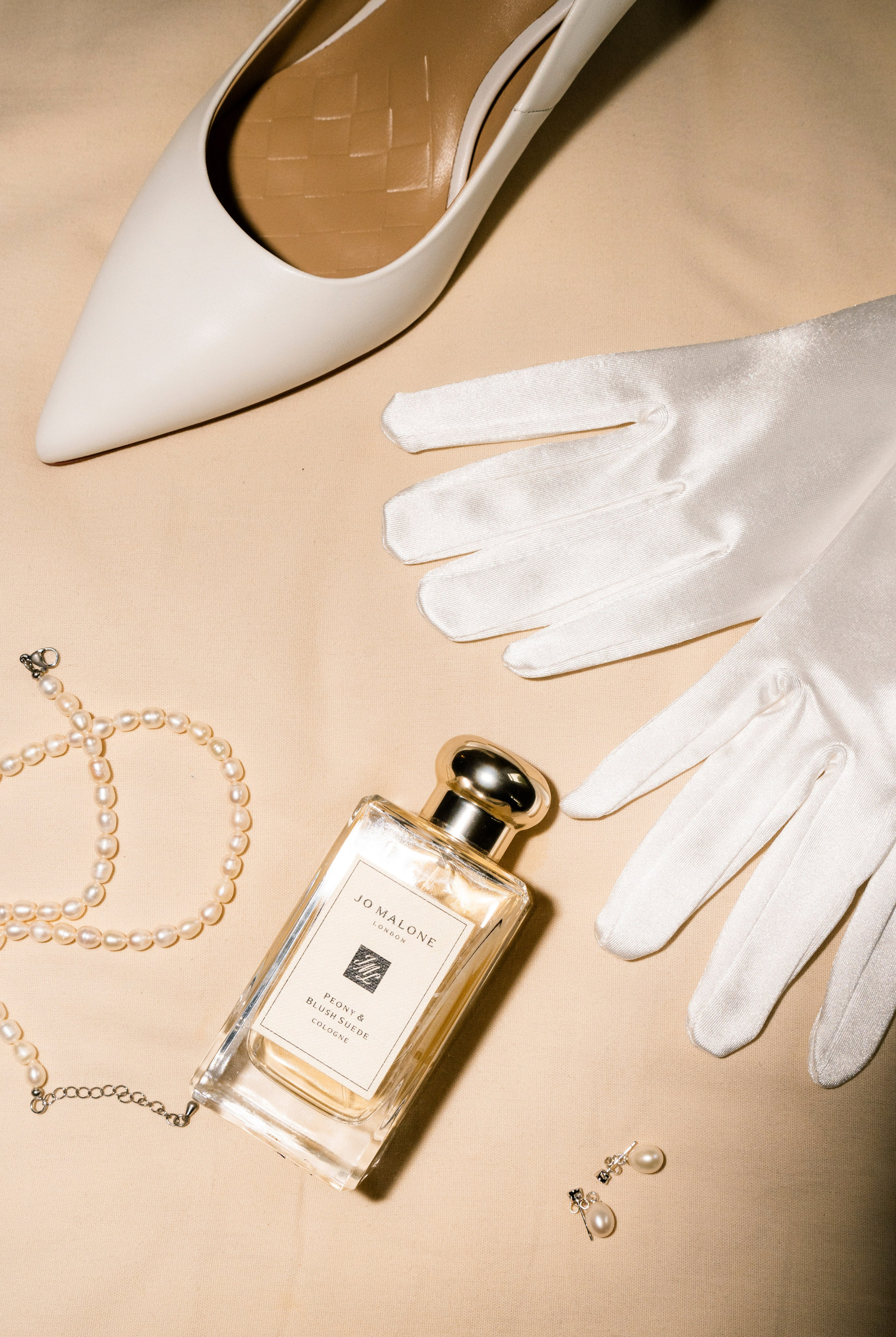 Иван и Рума. Москва. Сборы в отеле Marco Polo и роспись в особняке Спиридонова. Свадебный фотограф Катерина Чулкова