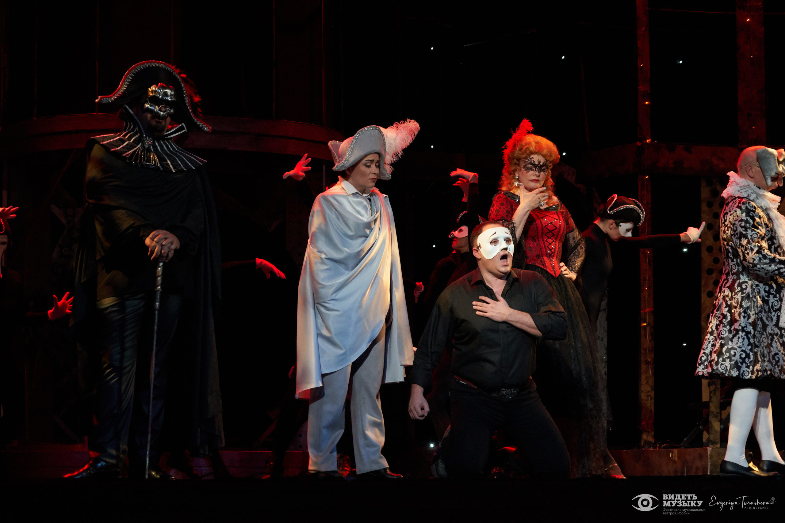 Опера «Сказки Гофмана». Фотограф Евгения Турушева