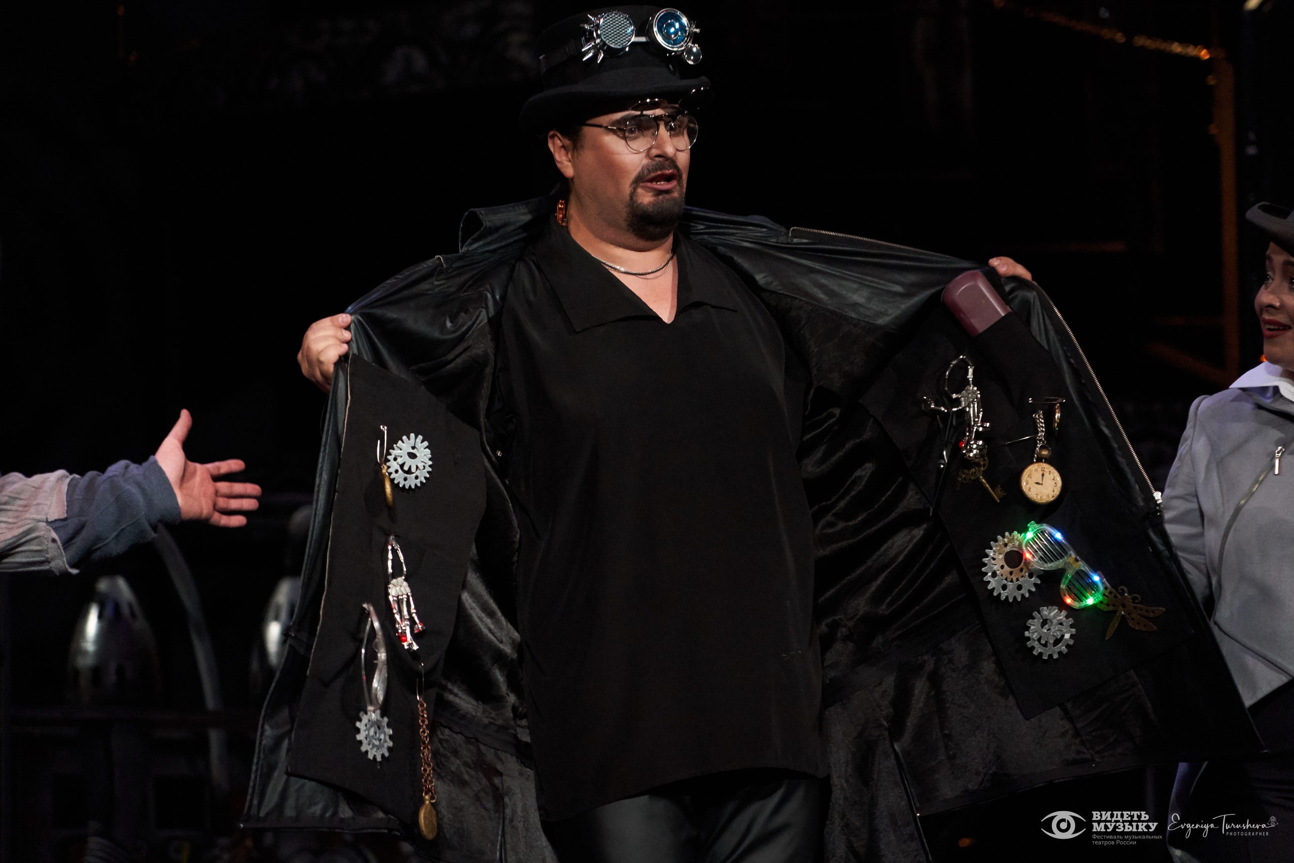 Опера «Сказки Гофмана». Фотограф Евгения Турушева