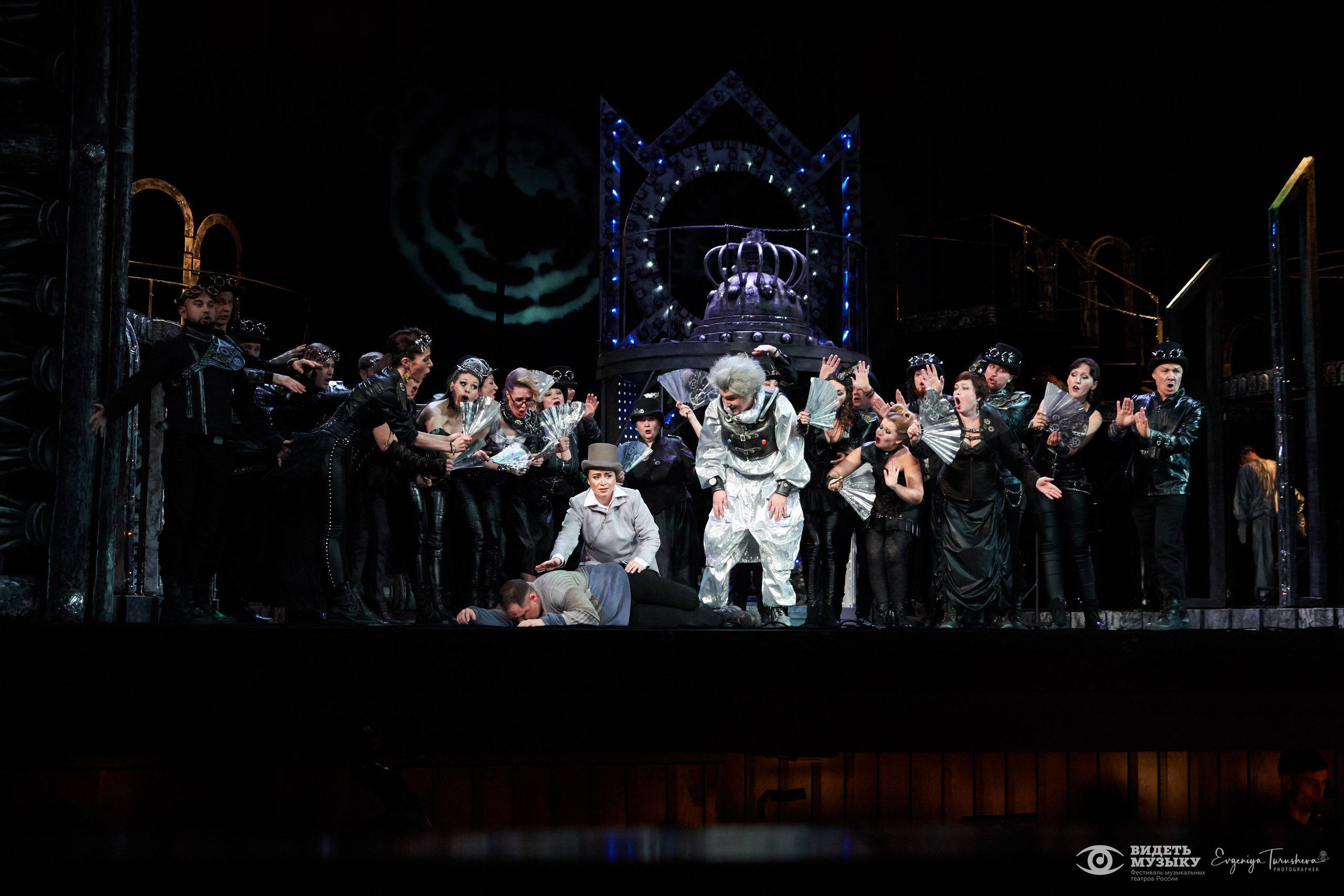 Опера «Сказки Гофмана». Фотограф Евгения Турушева