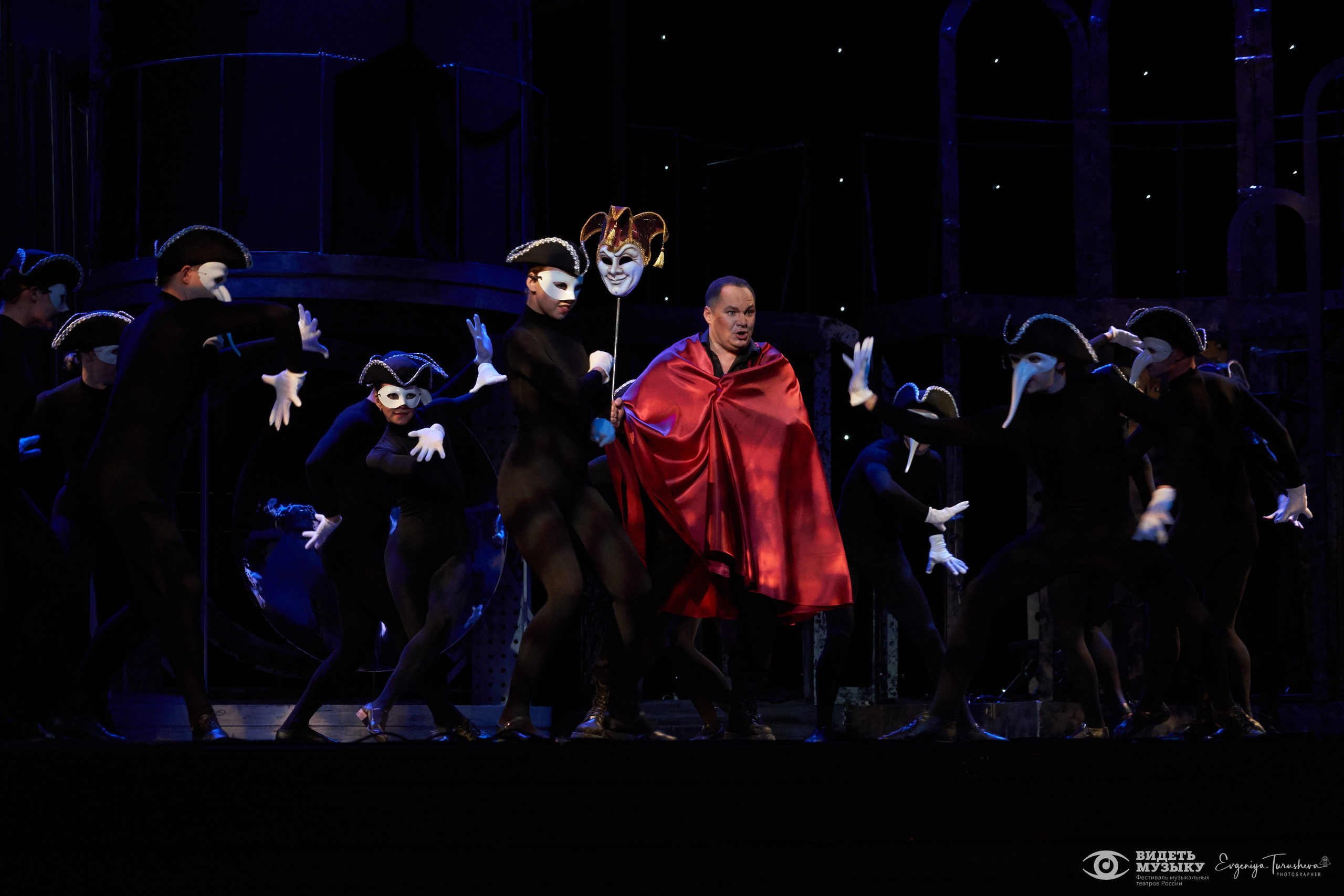 Опера «Сказки Гофмана». Фотограф Евгения Турушева