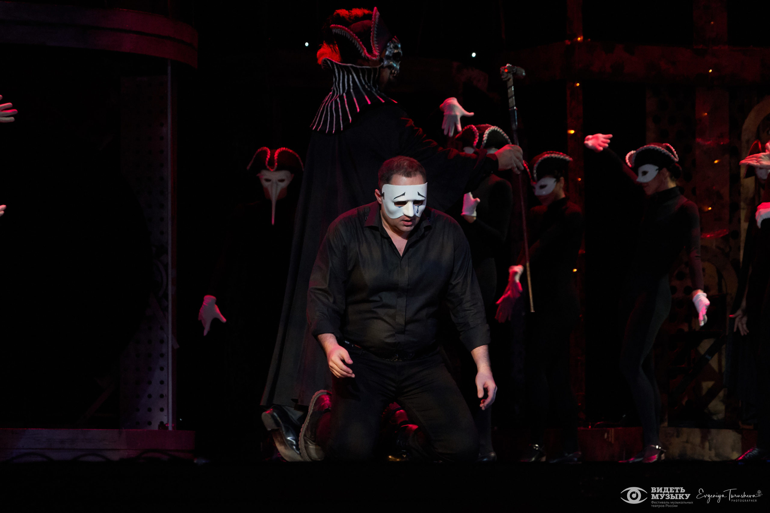 Опера «Сказки Гофмана». Фотограф Евгения Турушева