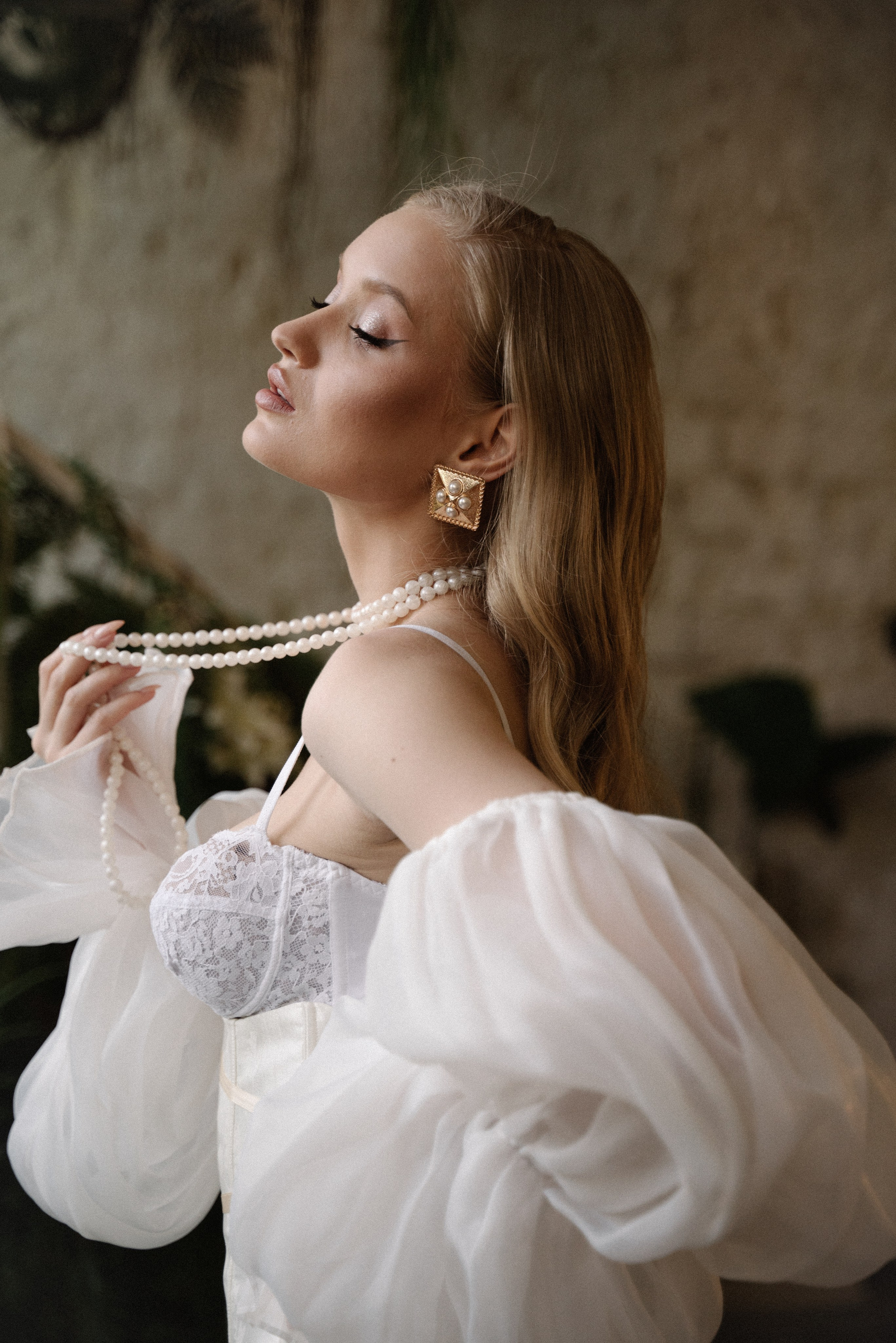 Невеста на пикнике в замке