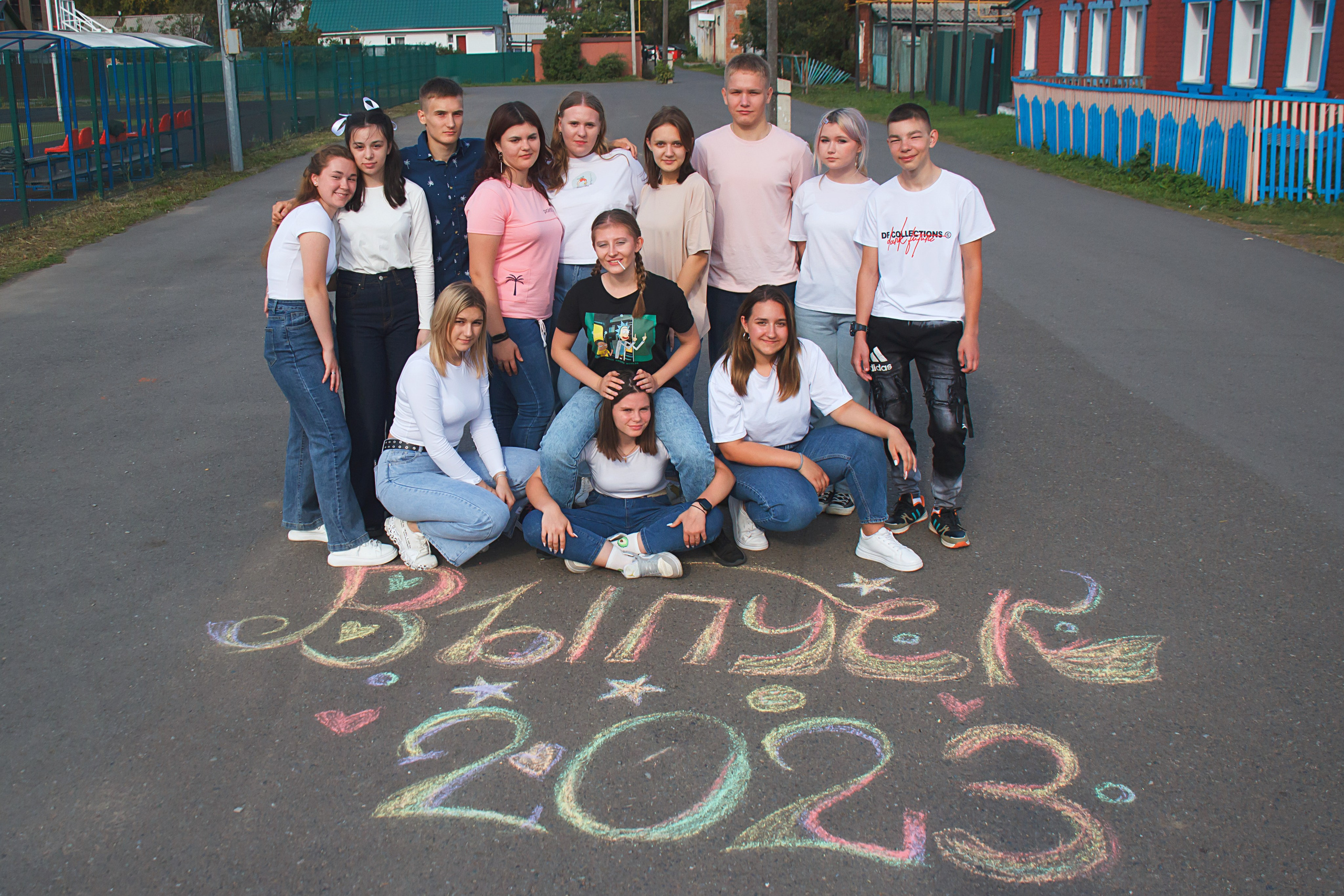 Выпускной альбом 2023. Фотограф и видеограф в Омск/Москва Сащенко Лера