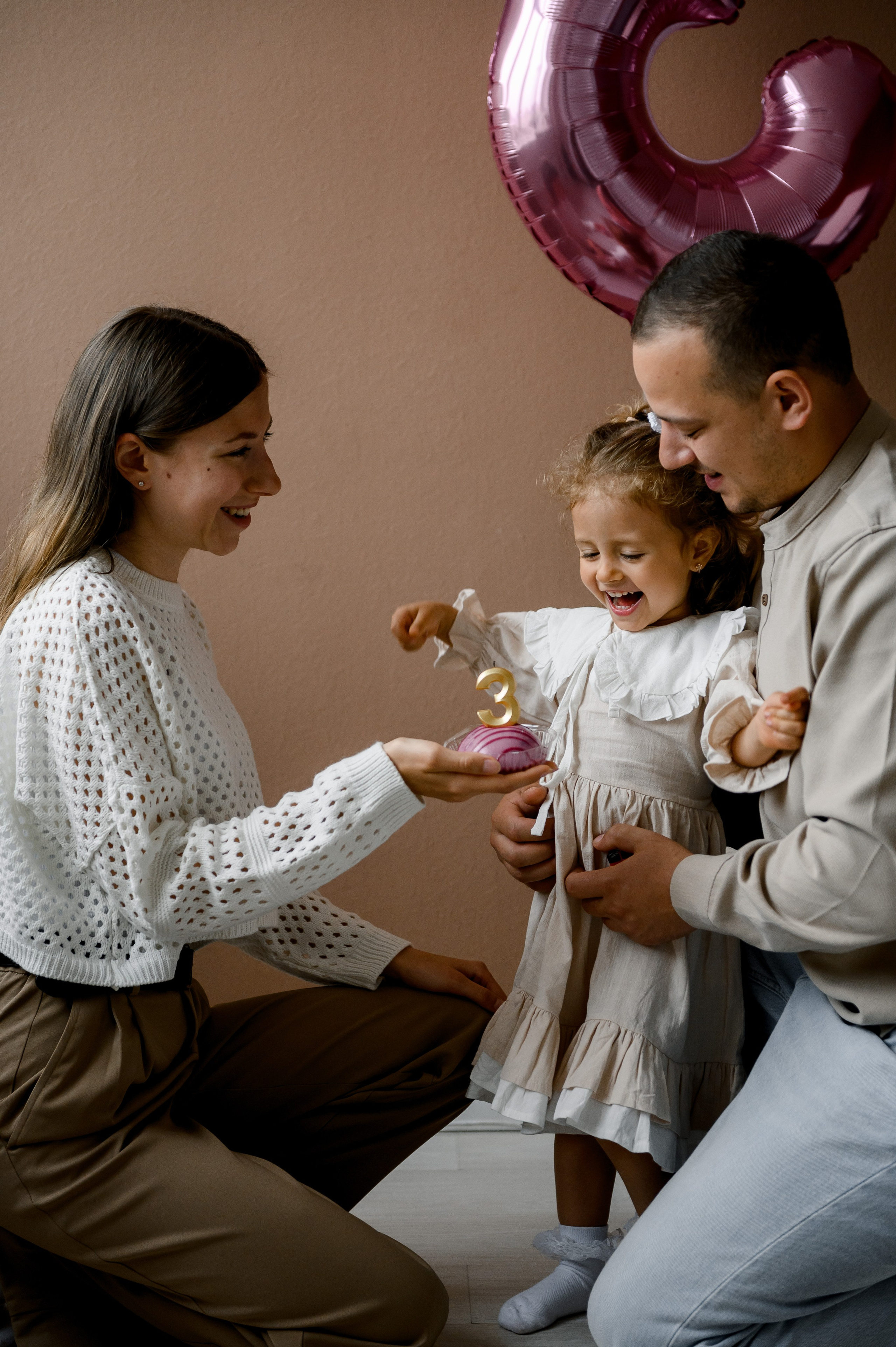 Очаровательная Ева с родителями. Свадебный и семейный фотограф в Ставрополе Роман Иванов
