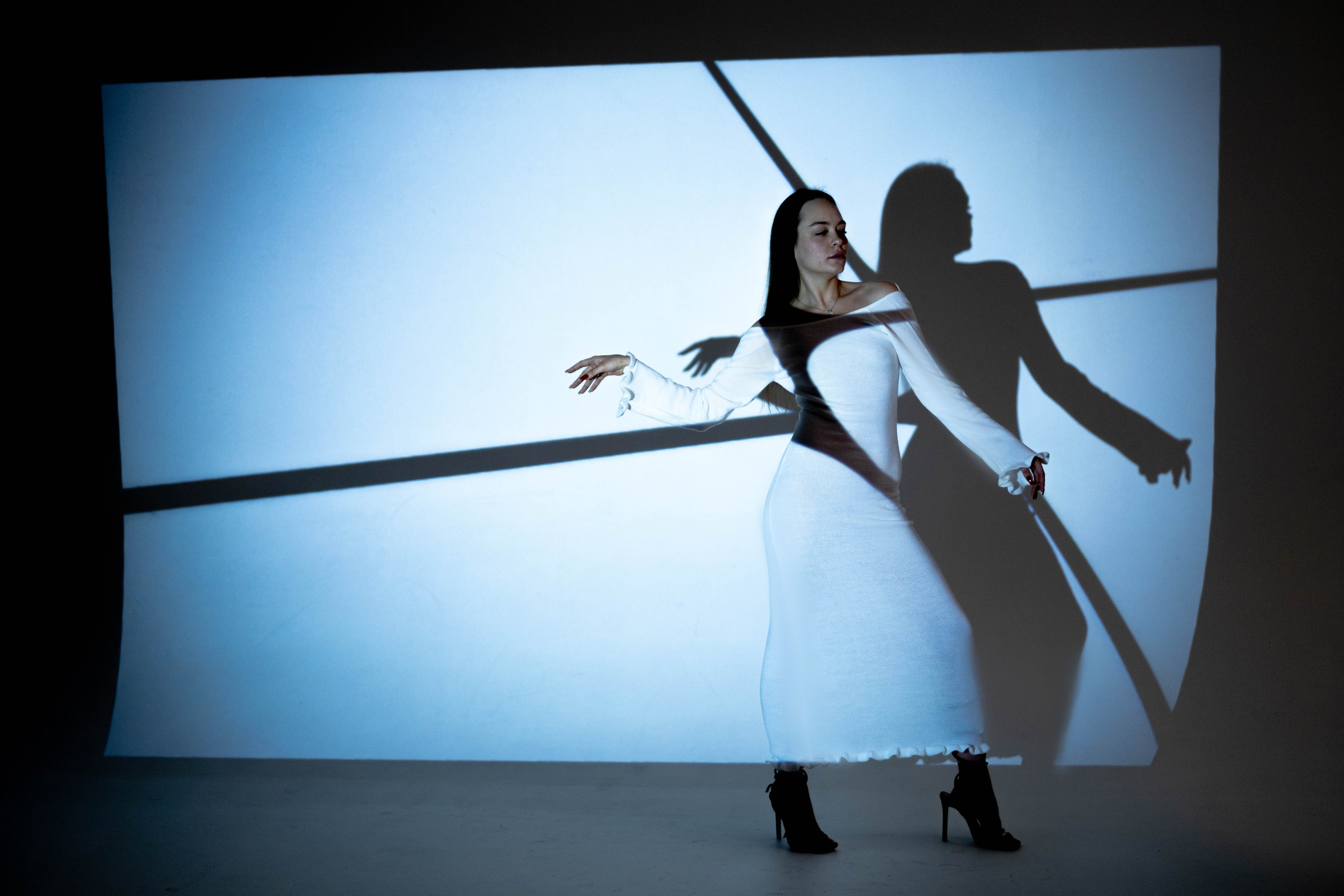 Проектор 16.03.25. Студийный, портретный, семейный фотограф Южно-Сахалинска Яна Радаева