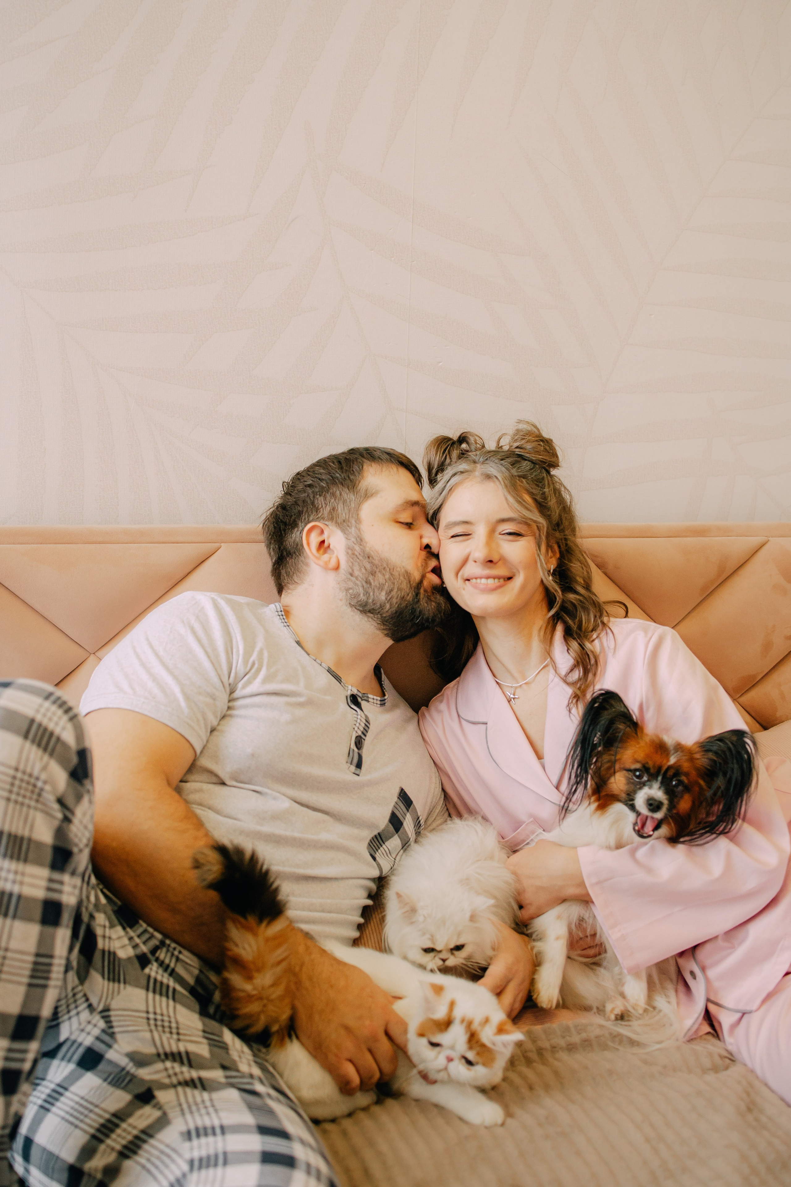 Султан, Мэй Мэй и Шанталь и их семья