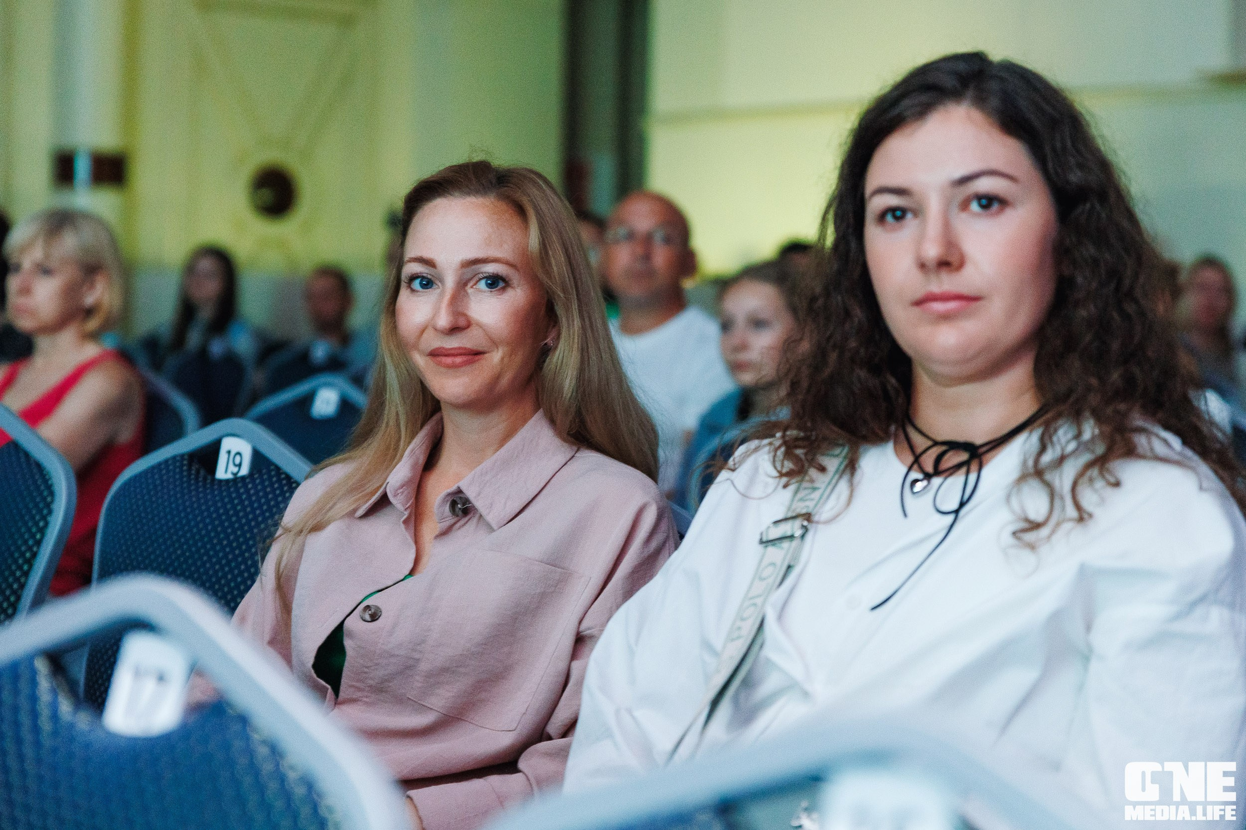 Фоторепортаж из Янтарь Холла. One Media Life: фоторепортажи, фотоотчеты с мероприятий и заведений